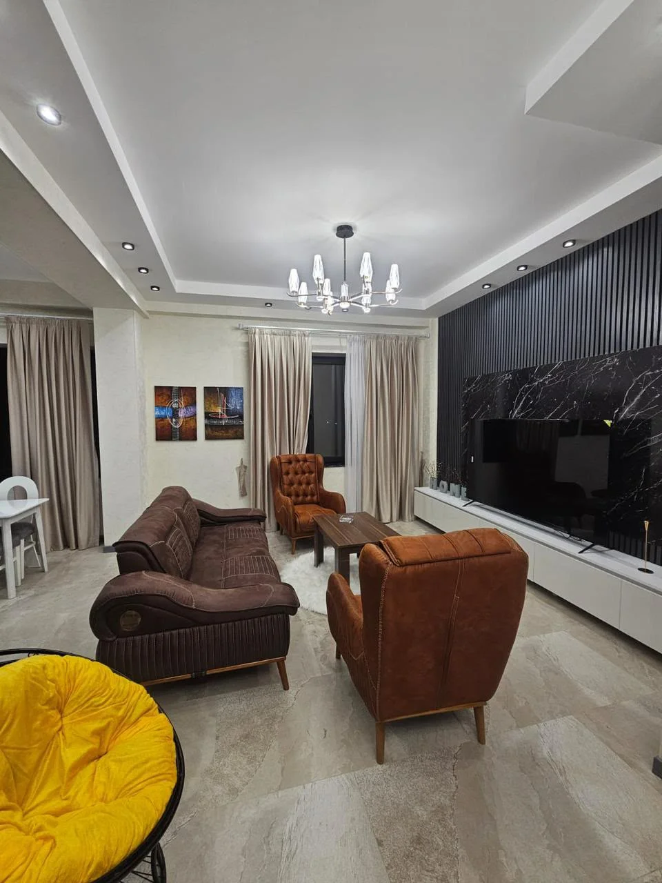 Аренда 3-комнатная Квартира 95 m² Xətai р-н Ağ şəhər пос. – şəkil 1