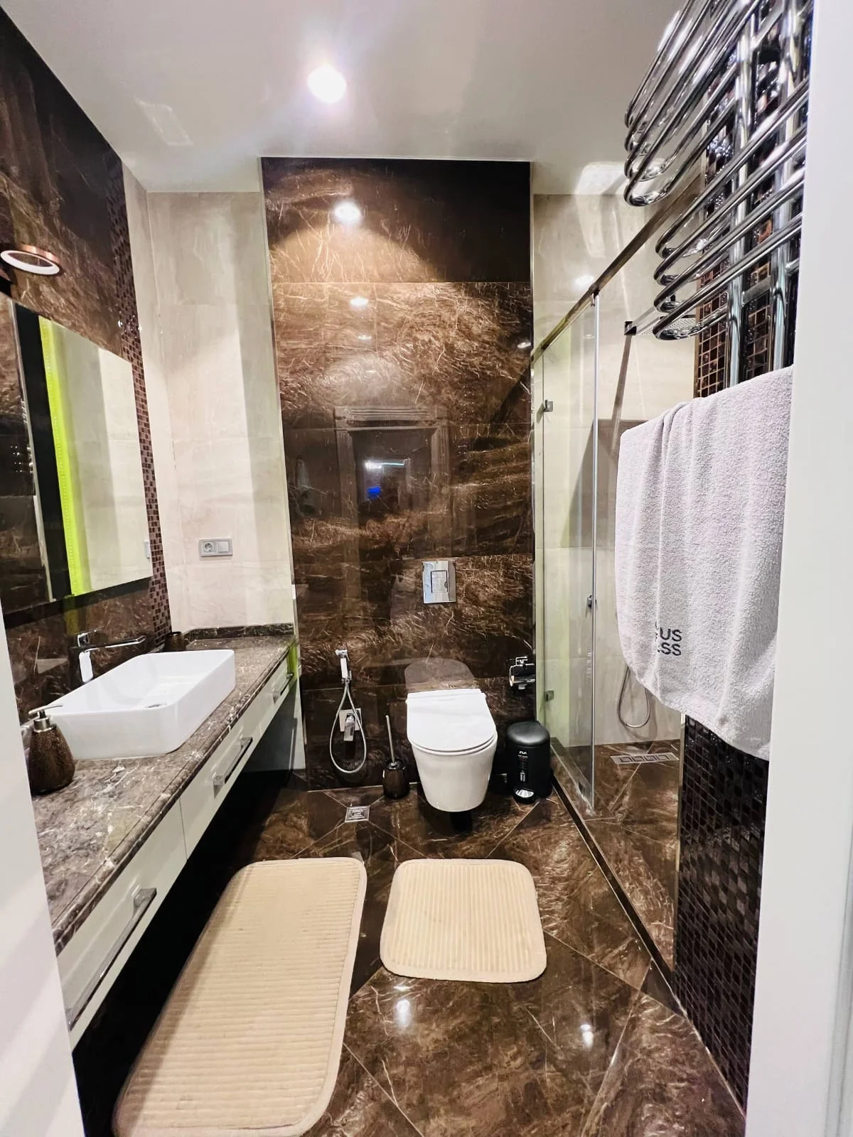 Kirayə 3 otaqlı Mənzil 178 m² Nəsimi r. – şəkil 12