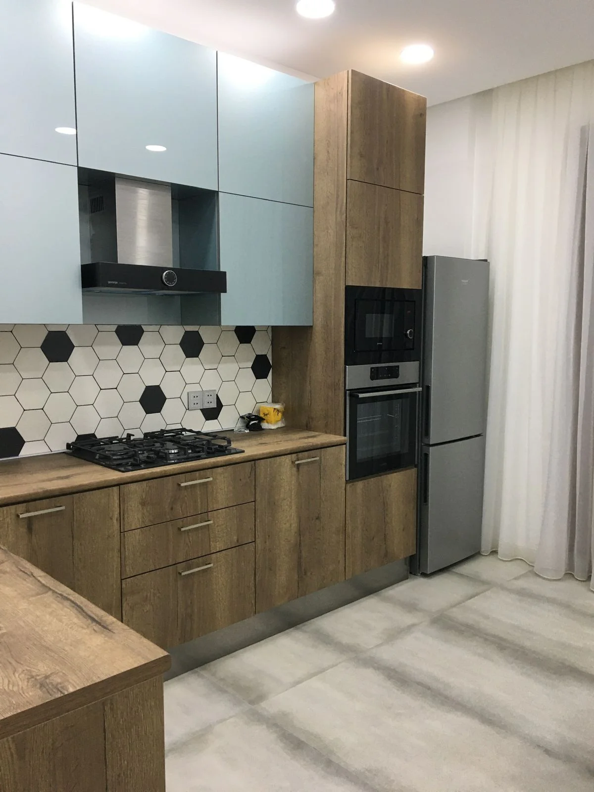 Kirayə 2 otaqlı Mənzil 85 m² Nəsimi r.