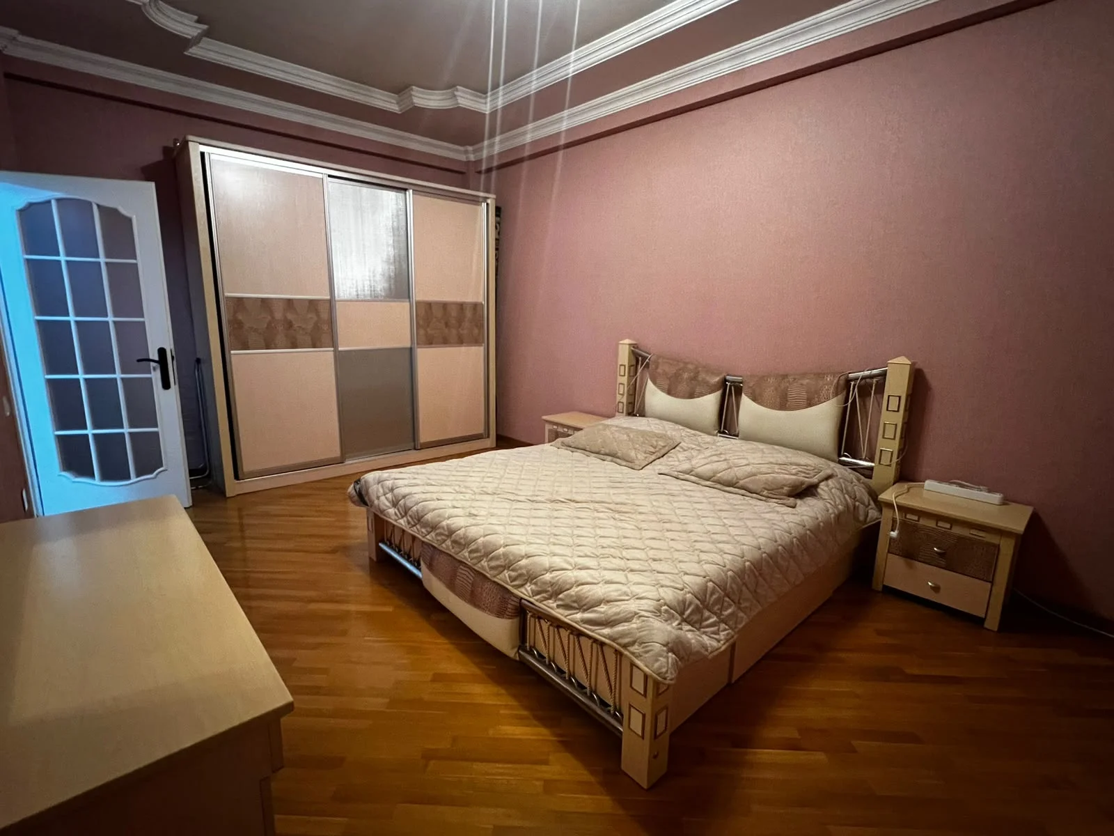 Kirayə 3 otaqlı Mənzil 145 m² Nəsimi r. 28 May m. – şəkil 3