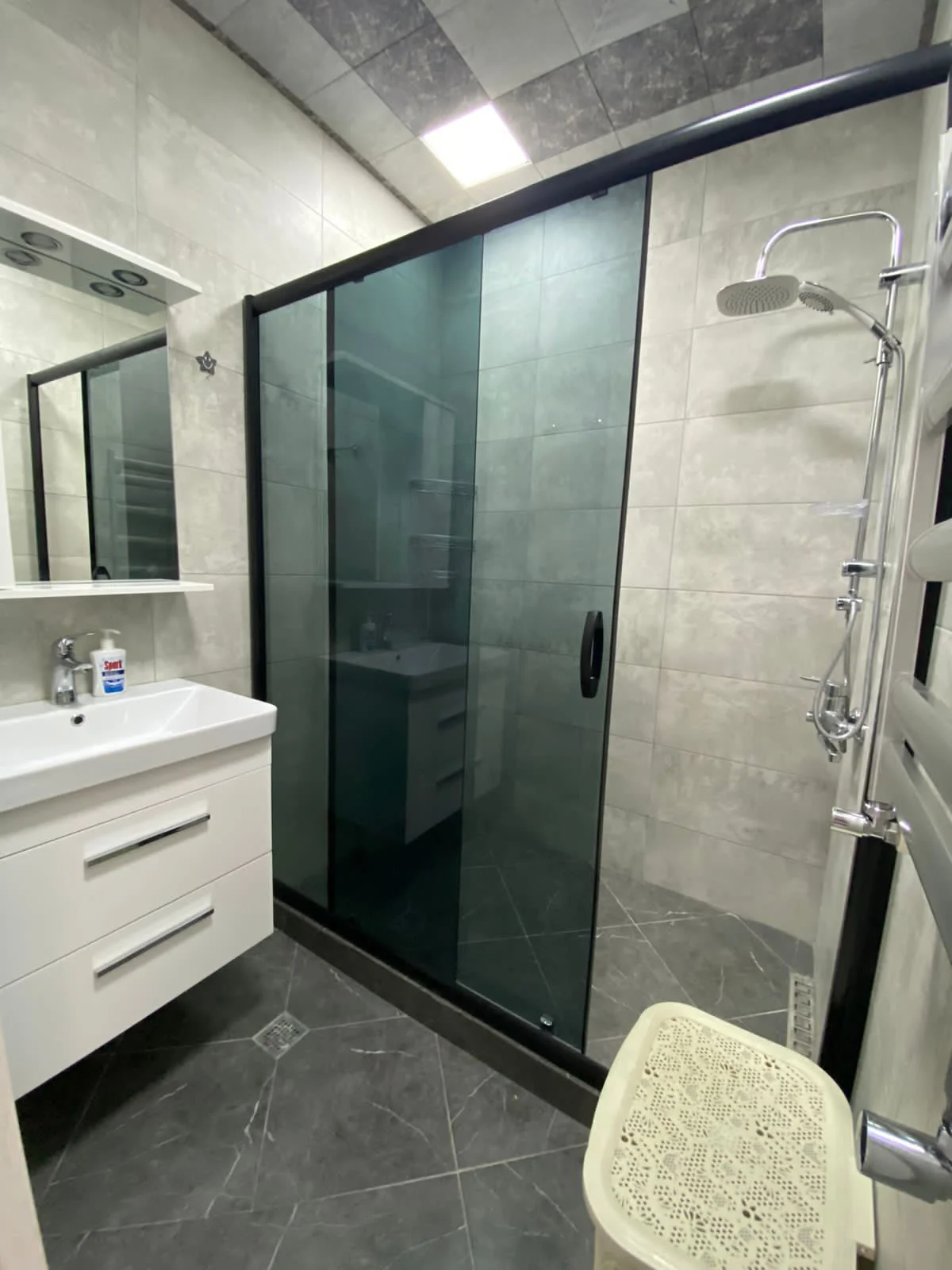 Kirayə 2 otaqlı Mənzil 106 m² Yasamal r. – şəkil 13