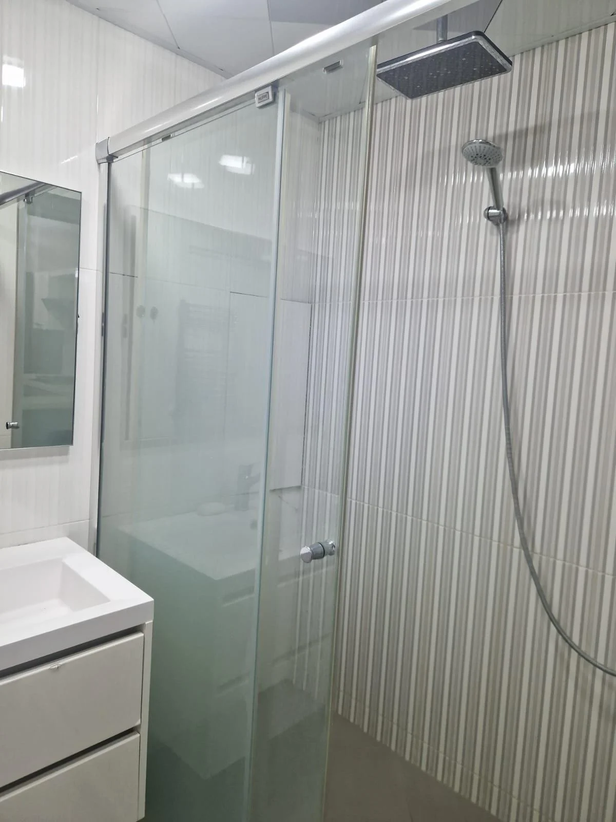 Kirayə 1000 otaqlı Mənzil 125 m² Nizami r. 8-ci kilometr q. Neftçilər m. – şəkil 14
