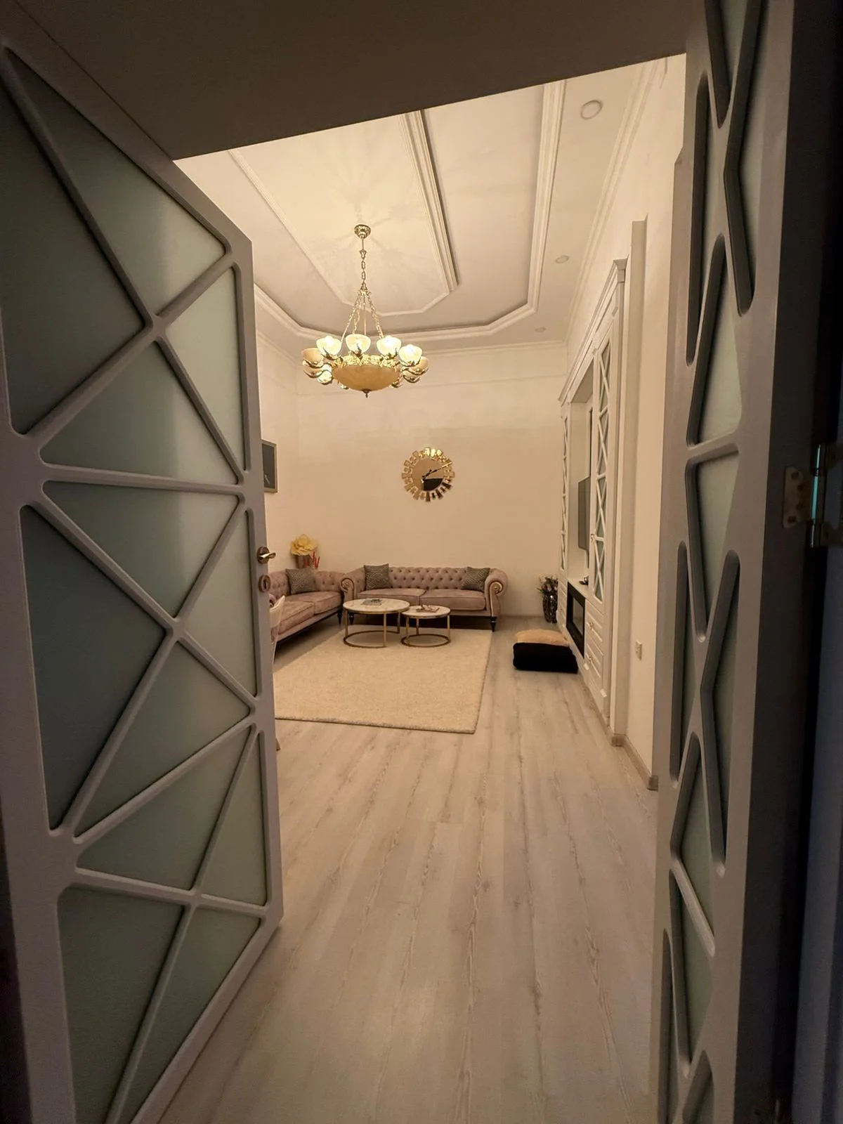 Kirayə 2 otaqlı Mənzil 70 m² Səbail r. Sahil m. – şəkil 4