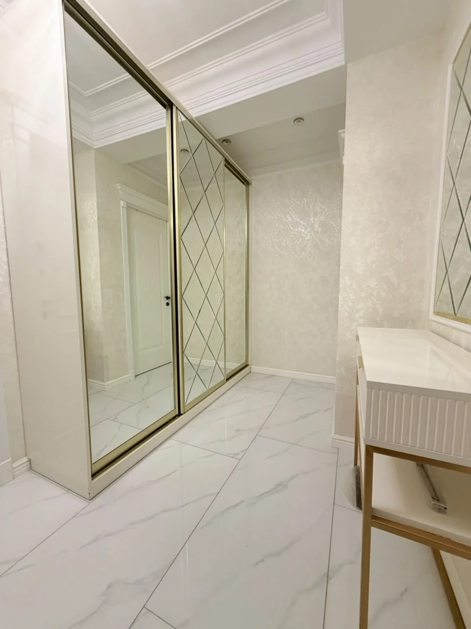 Satılır 3 otaqlı Mənzil 100 m² Nərimanov r.