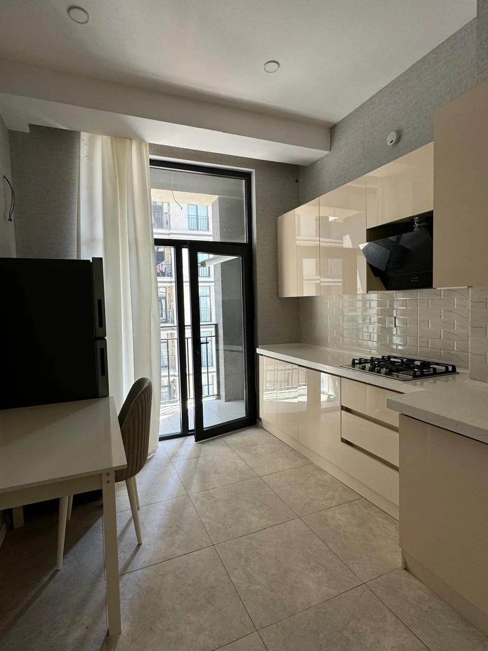 Kirayə 2 otaqlı Mənzil 70 m² Nərimanov r.