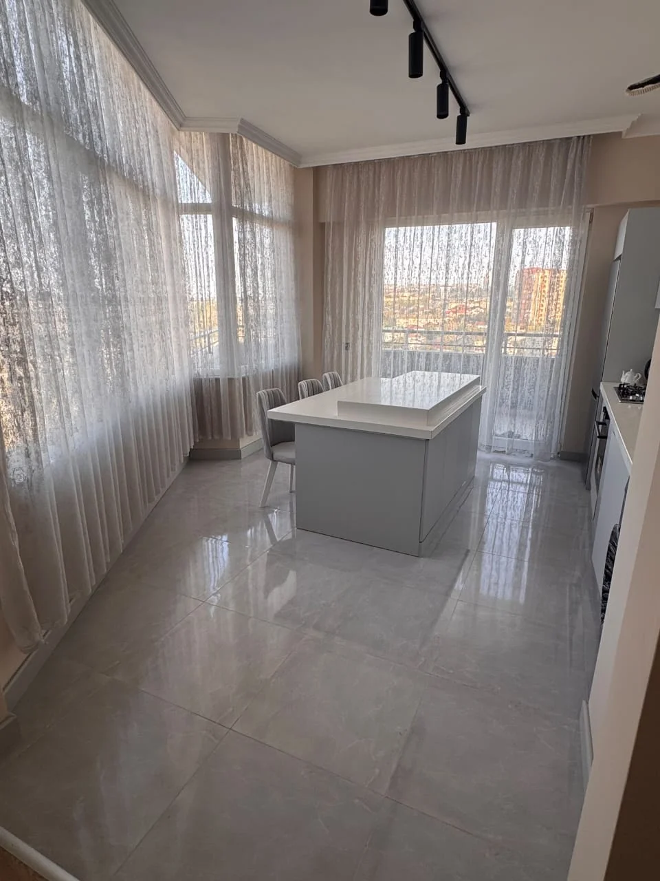 Kirayə 4 otaqlı Mənzil 166 m² Binəqədi r. – şəkil 19