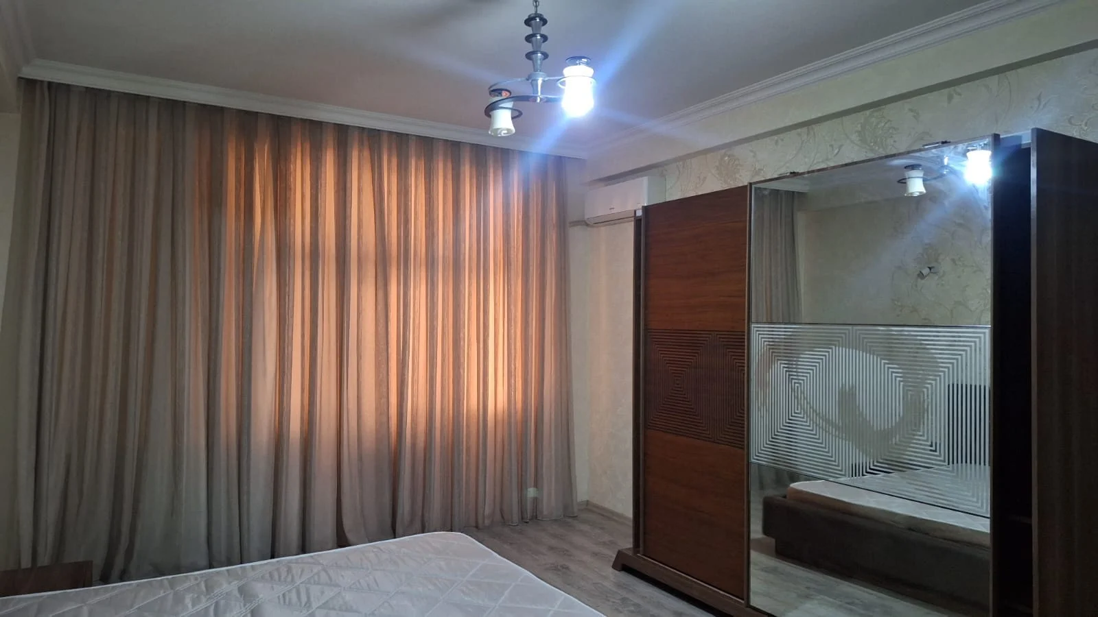 Kirayə 2 otaqlı Mənzil 103 m² Nərimanov r. – şəkil 6