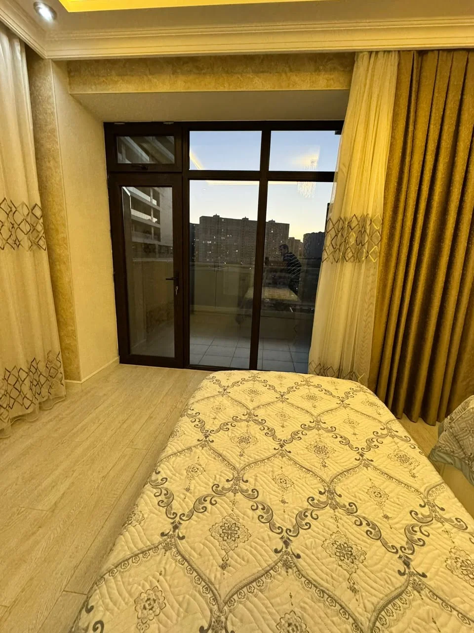 Kirayə 3 otaqlı Mənzil 148 m² Nəsimi r. 8 Noyabr m. – şəkil 5
