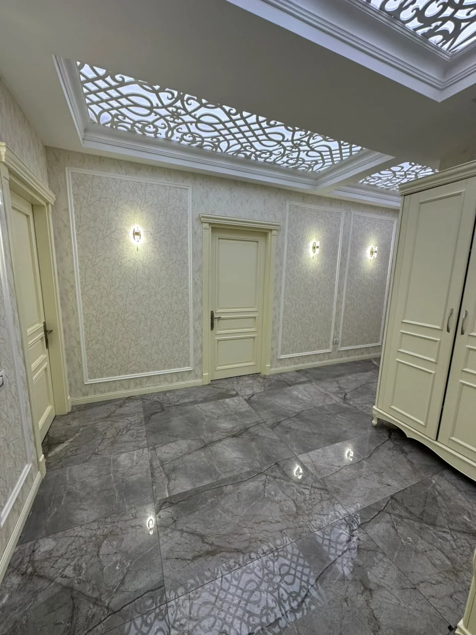 Kirayə 3 otaqlı Mənzil 160 m² Nərimanov r.
