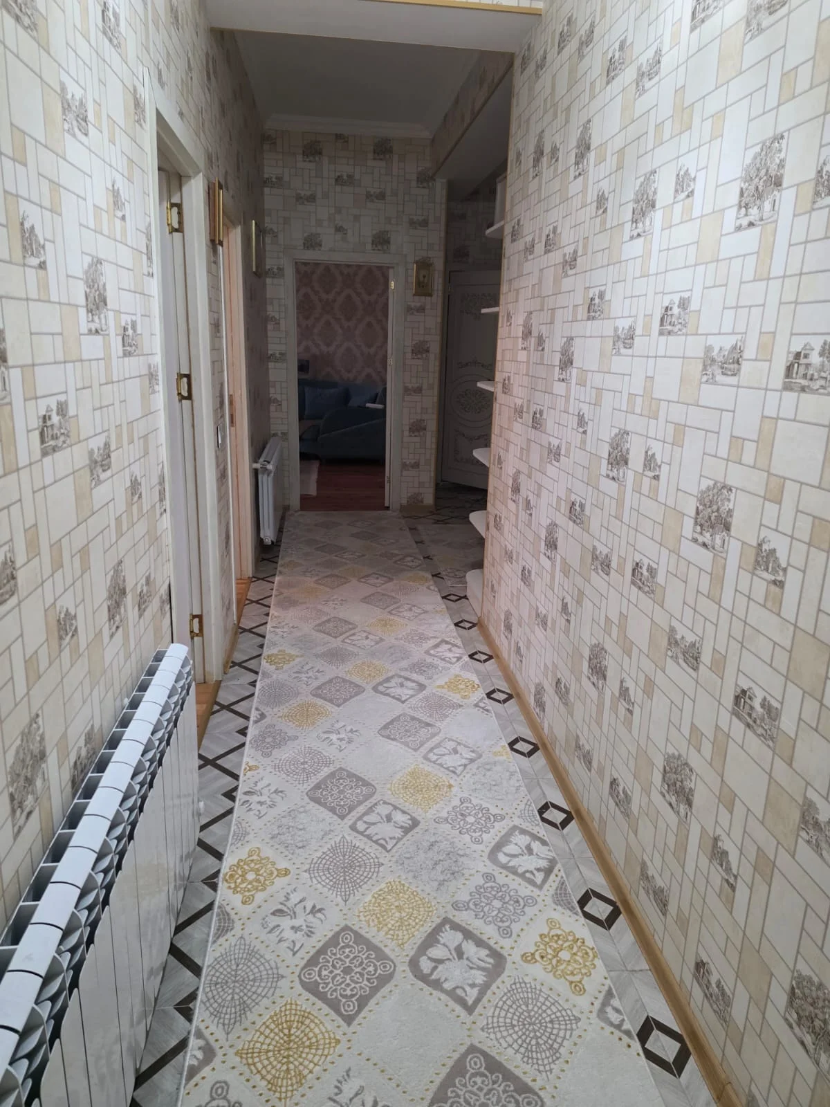 Satılır 4 otaqlı Mənzil 107 m² Abşeron r.