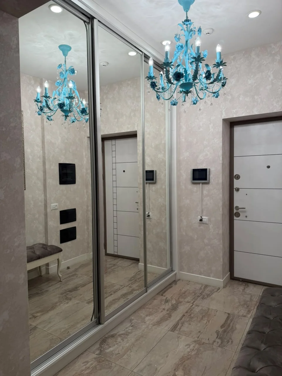 Kirayə 2 otaqlı Mənzil 103 m² Nəsimi r.