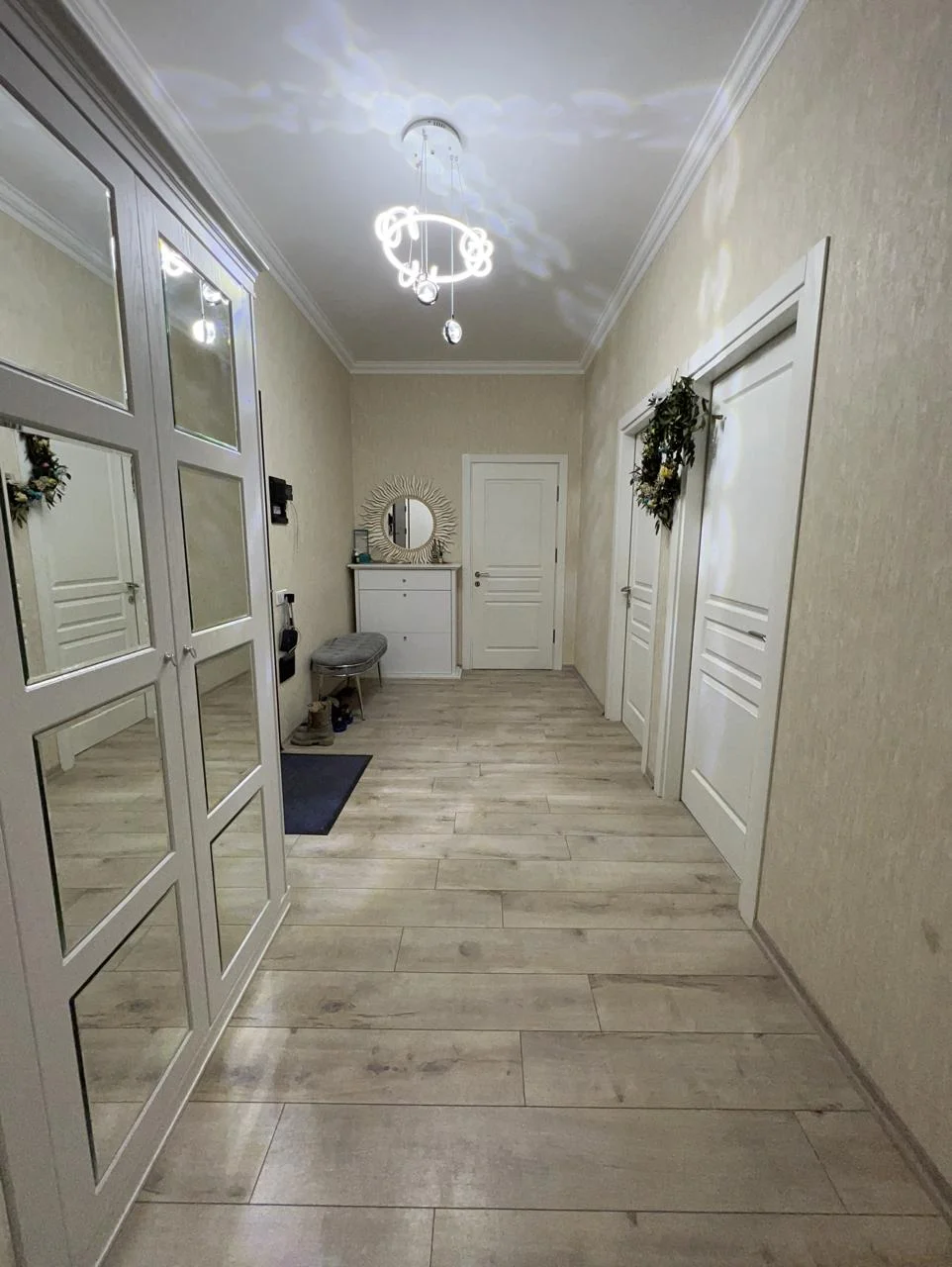 Kirayə 3 otaqlı Mənzil 112 m² Yasamal r.