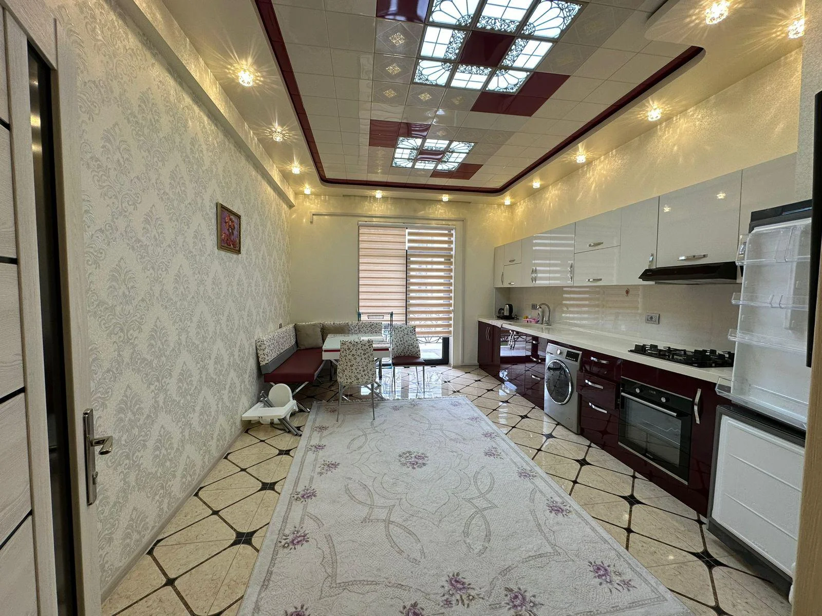 Kirayə 2 otaqlı Mənzil 95 m² Xətai r. Ağ şəhər q. – şəkil 6