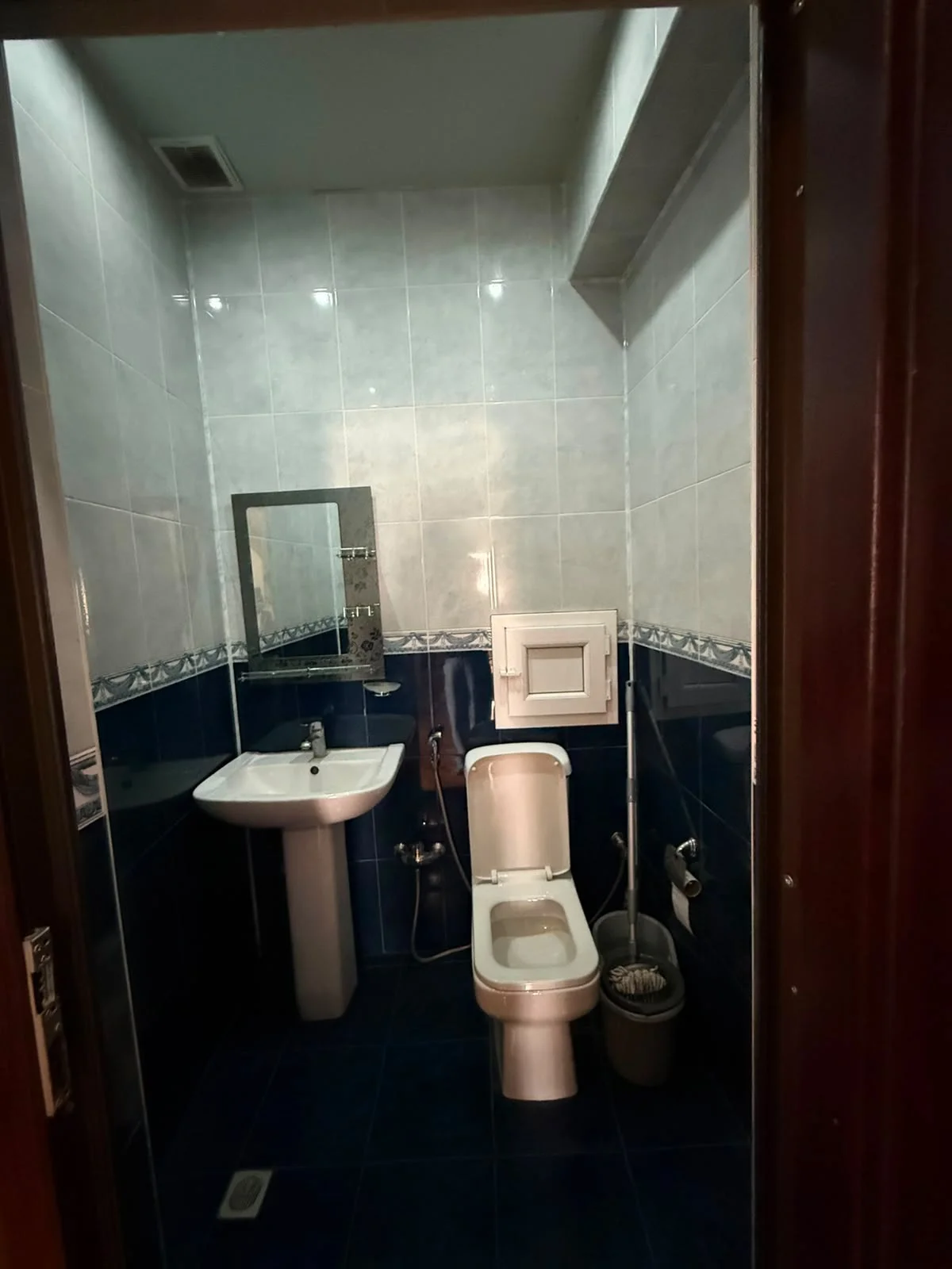 Kirayə 3 otaqlı Mənzil 125 m² Nəsimi r.