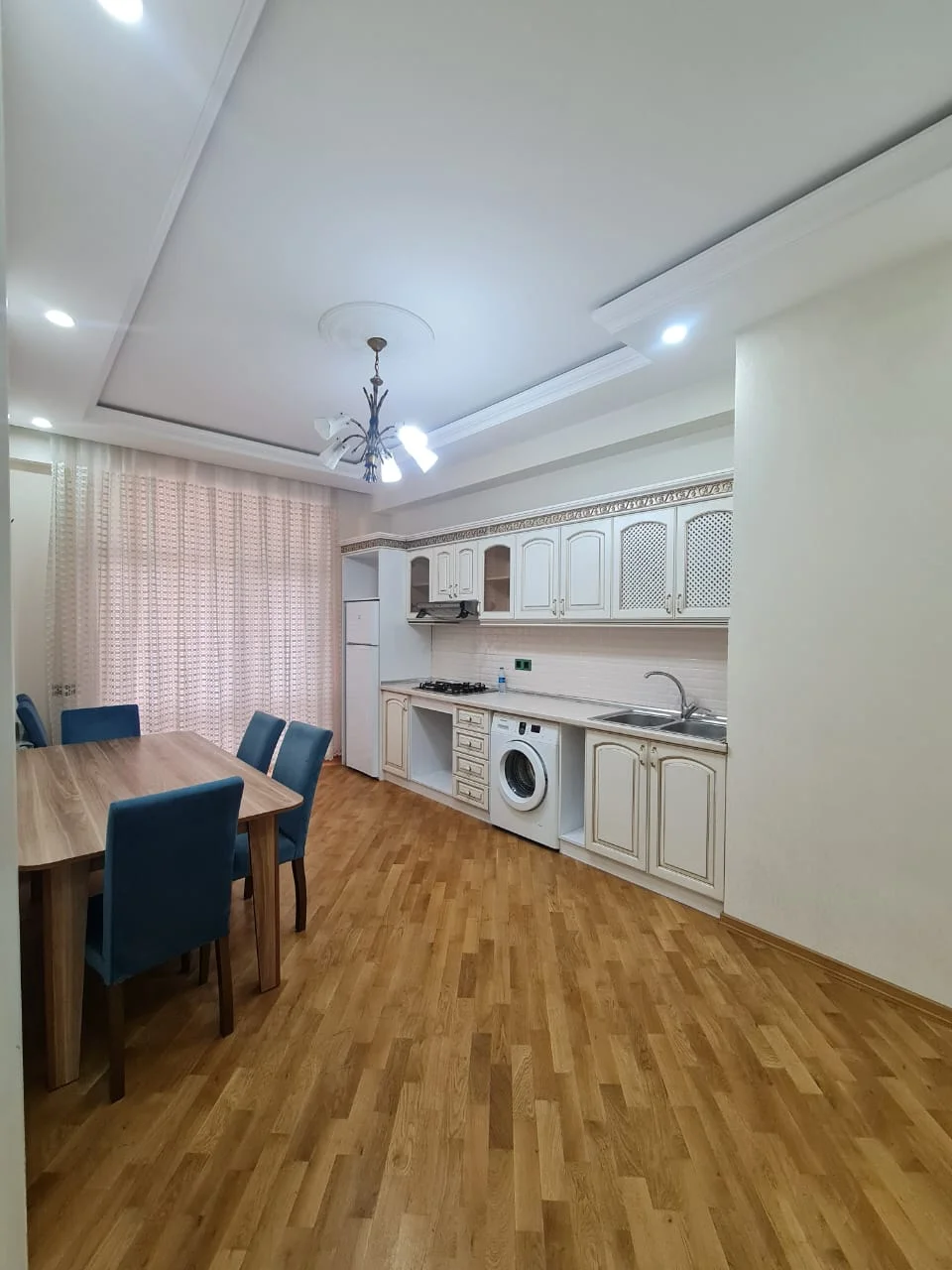 Kirayə 3 otaqlı Mənzil 100 m² Nərimanov r. Gənclik m. – şəkil 2