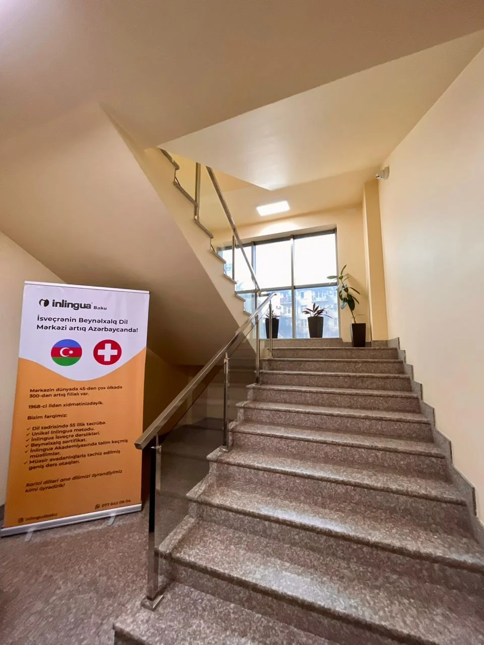 Kirayə 12 otaqlı Ofis 400 m² Yasamal r.