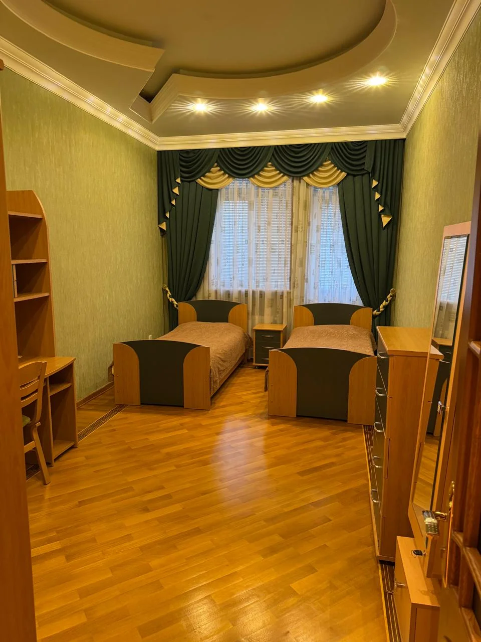 Kirayə 3 otaqlı Mənzil 140 m² Yasamal r. Gənclik m. – şəkil 8