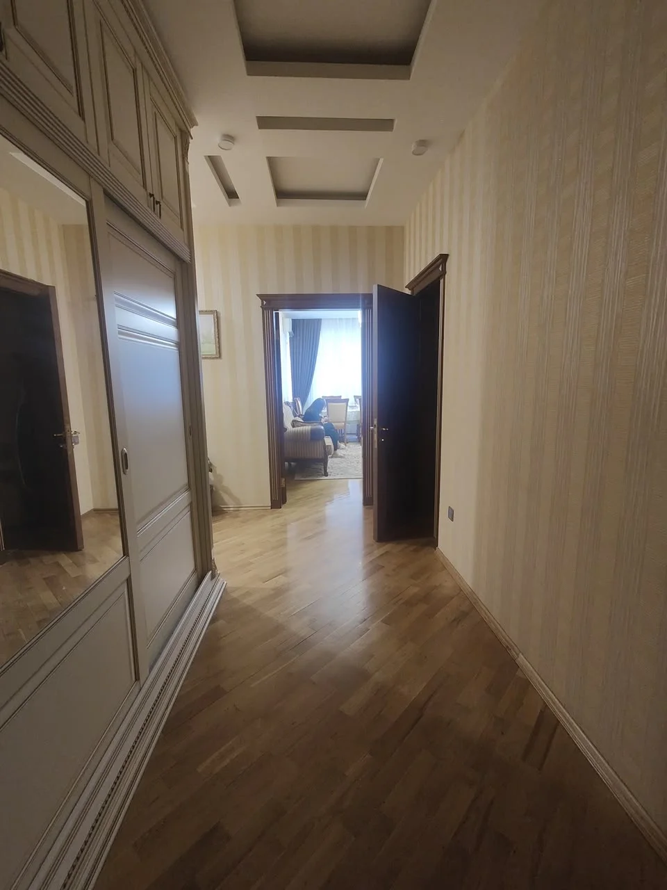 Satılır 3 otaqlı Mənzil 90 m² Yasamal r.