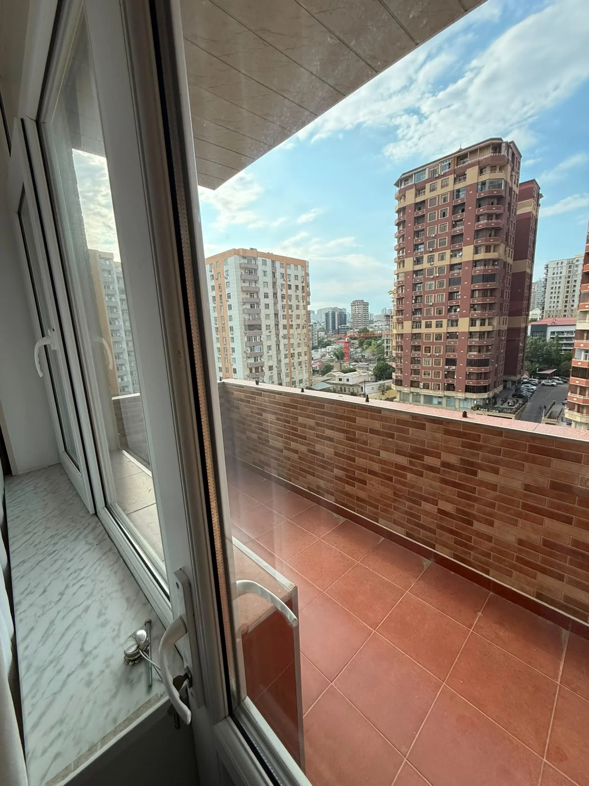 Kirayə 3 otaqlı Mənzil 125 m² Nəsimi r.