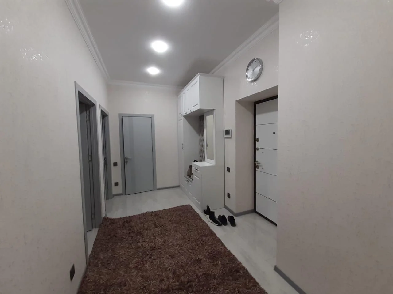 Kirayə 2 otaqlı Mənzil 104 m² Nəsimi r. – şəkil 8