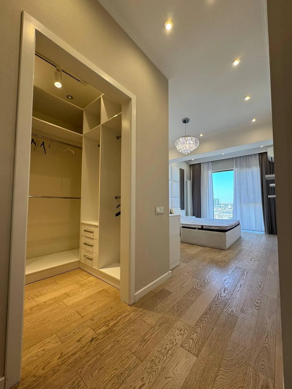 Kirayə 3 otaqlı Mənzil 119 m² Nəsimi r.