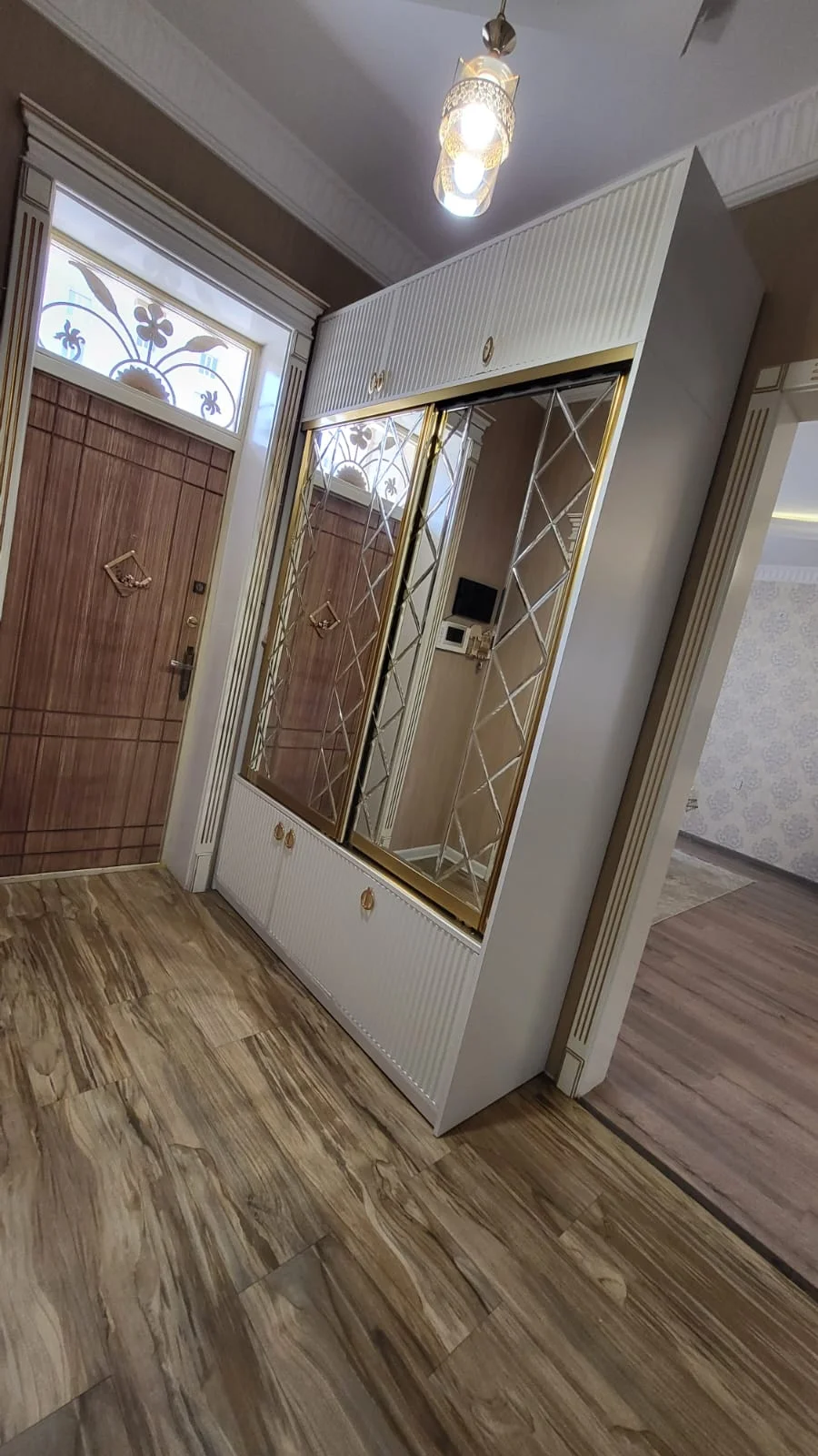 Kirayə 7 otaqlı Həyət evi / Bağ evi 260 m² Səbail r.