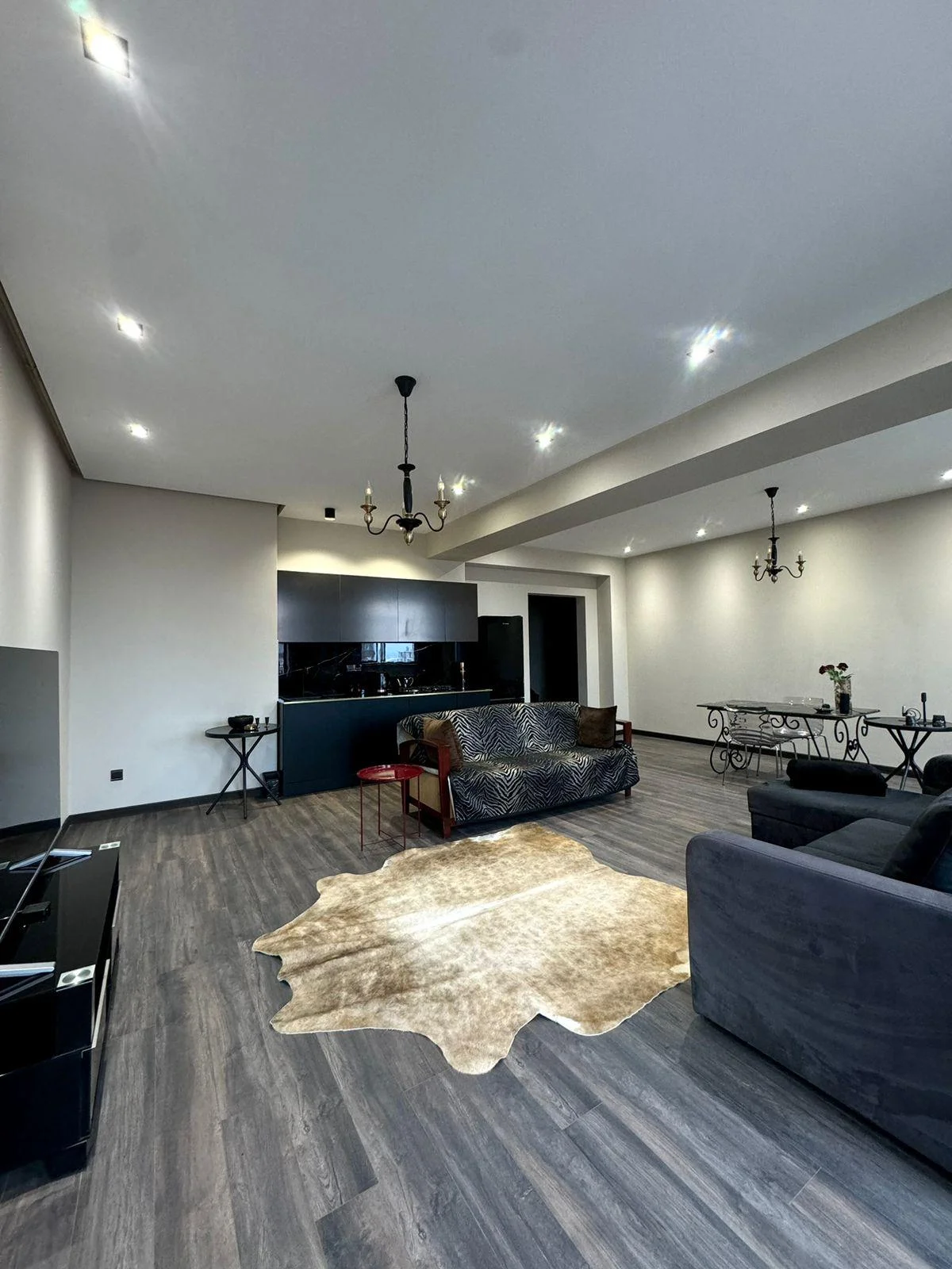 Kirayə 2 otaqlı Mənzil 100 m² Nəsimi r. – şəkil 5