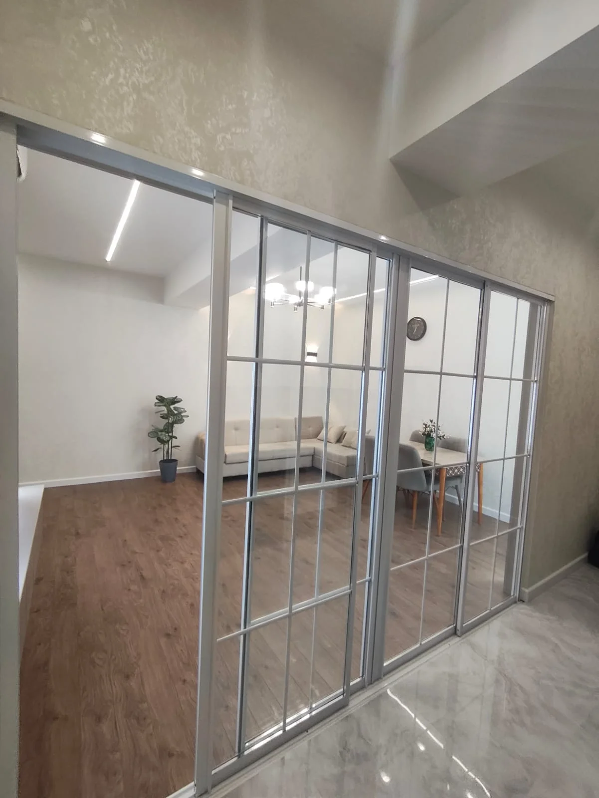 Kirayə 2 otaqlı Mənzil 60 m² Nəsimi r. 28 May m. – şəkil 2