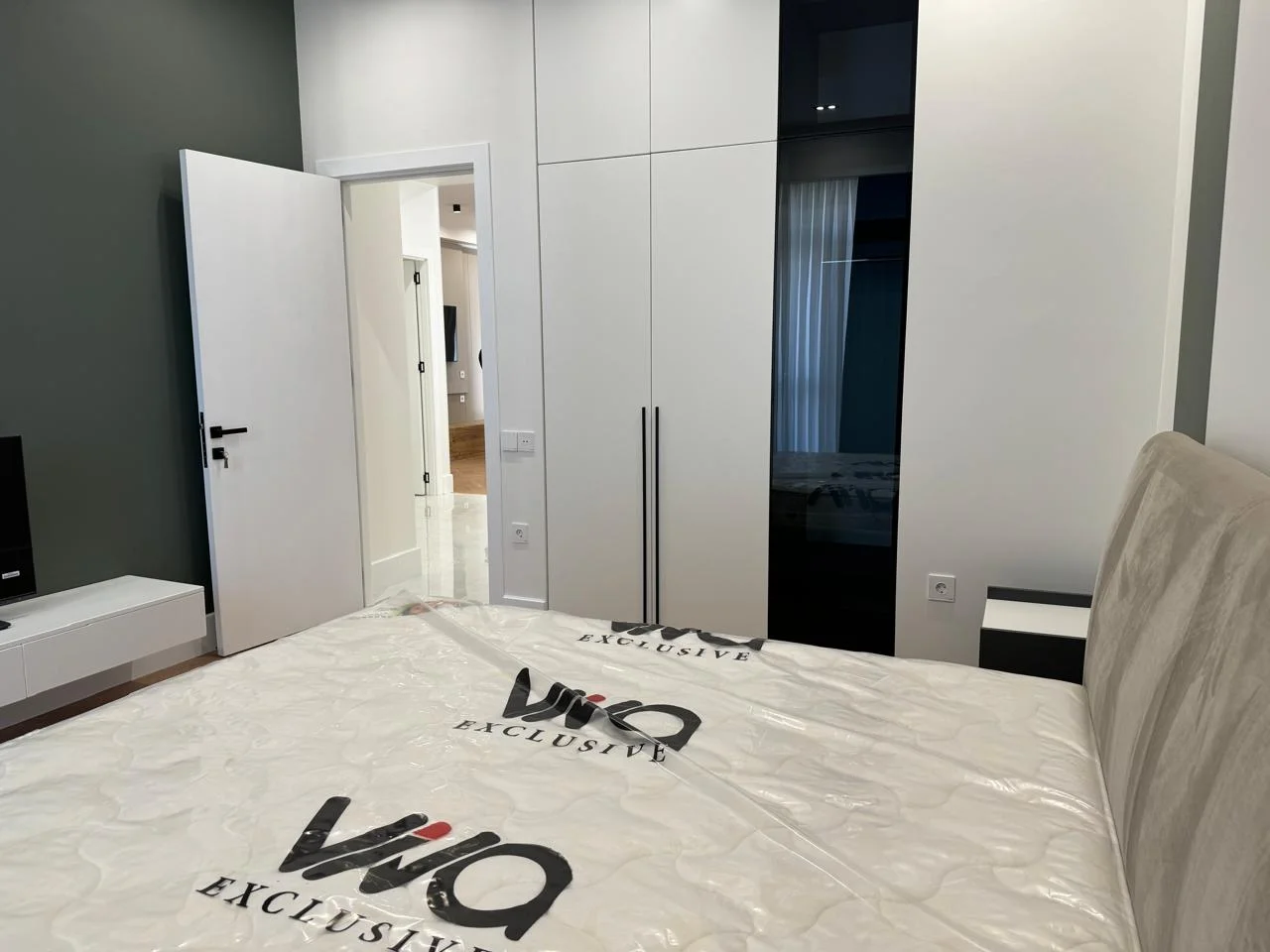 Kirayə 2 otaqlı Mənzil 80 m² Xətai r.