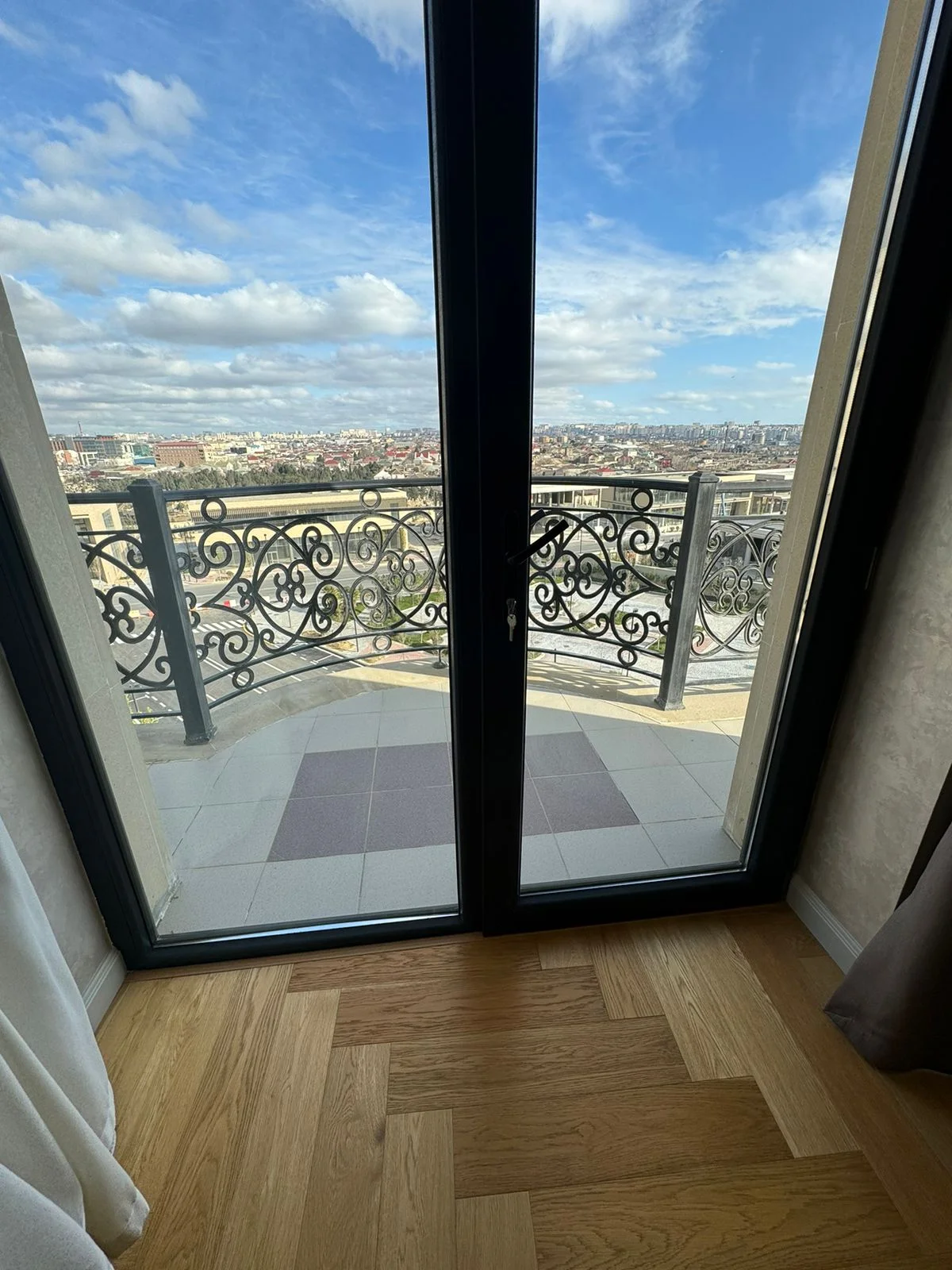 Kirayə 3 otaqlı Mənzil 90 m² Xətai r. Ağ şəhər q. – şəkil 10