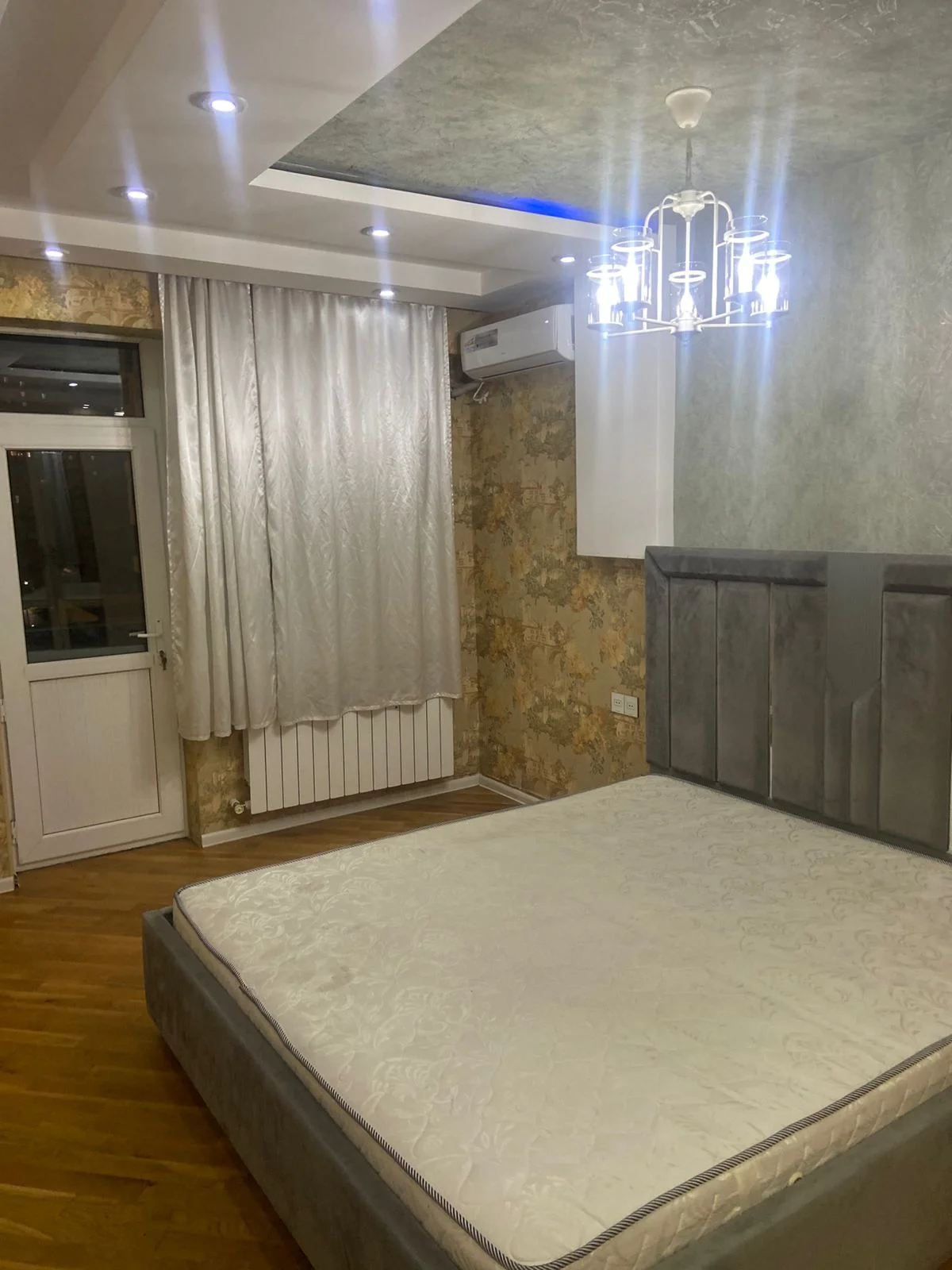 Kirayə 2 otaqlı Mənzil 70 m² Nizami r.