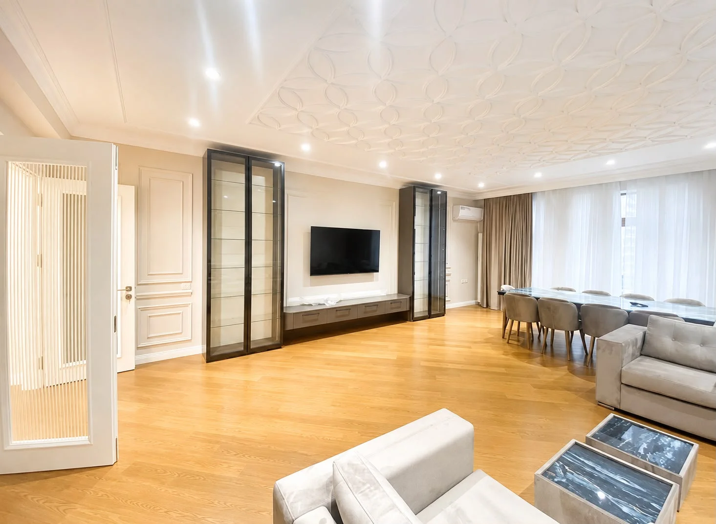 Kirayə 3 otaqlı Mənzil 180 m² Səbail r. – şəkil 3