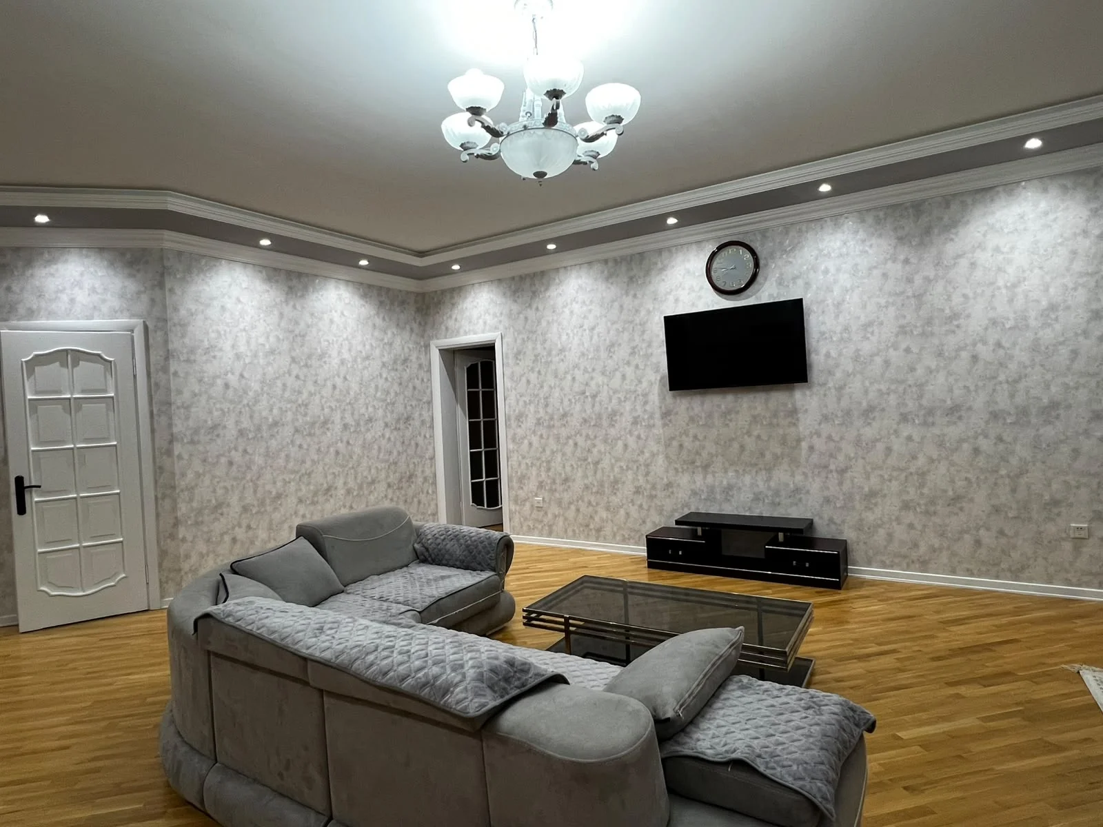 Kirayə 3 otaqlı Mənzil 145 m² Nəsimi r. 28 May m. – şəkil 8