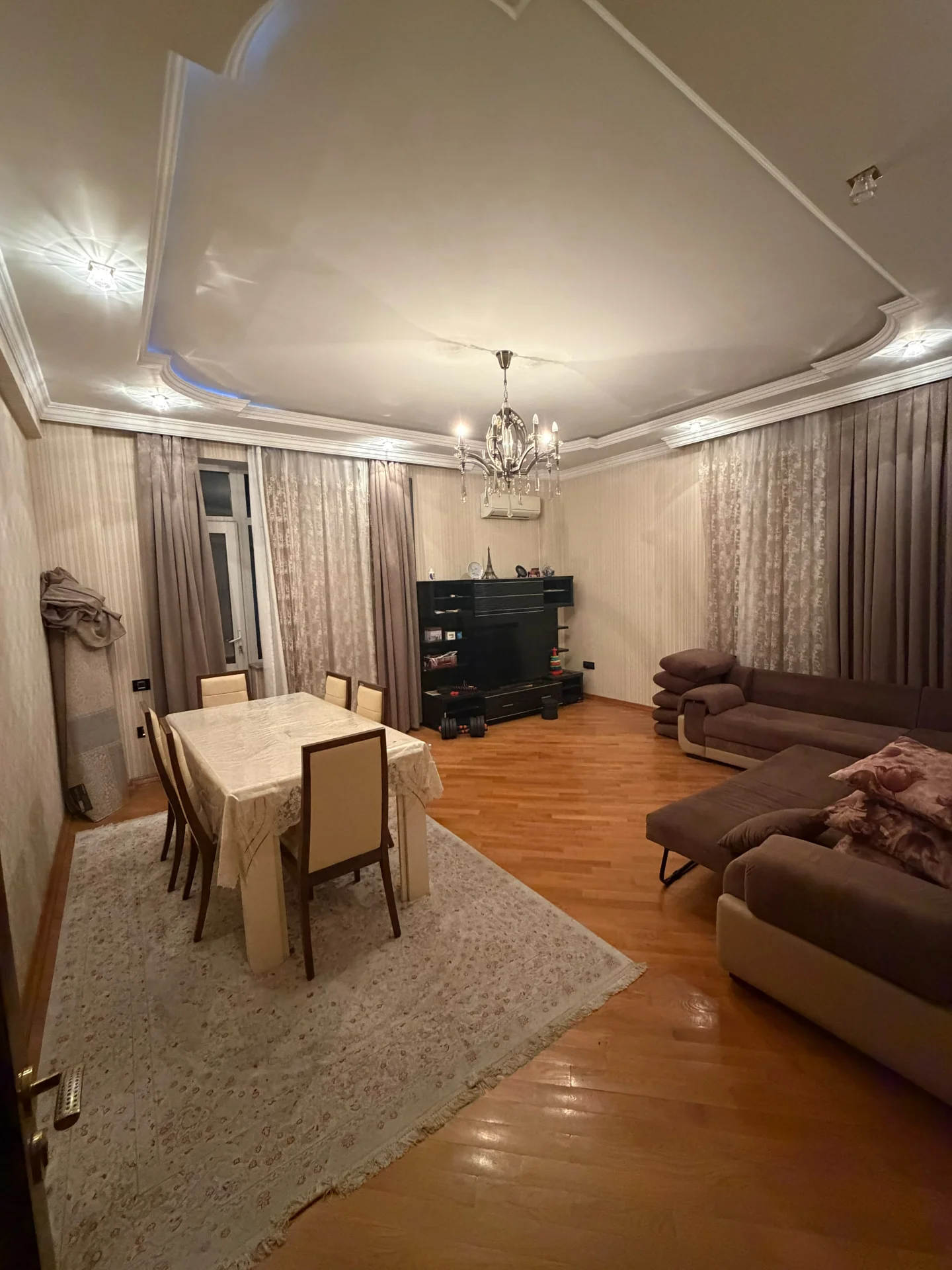 Kirayə 3 otaqlı Mənzil 100 m² Binəqədi r.