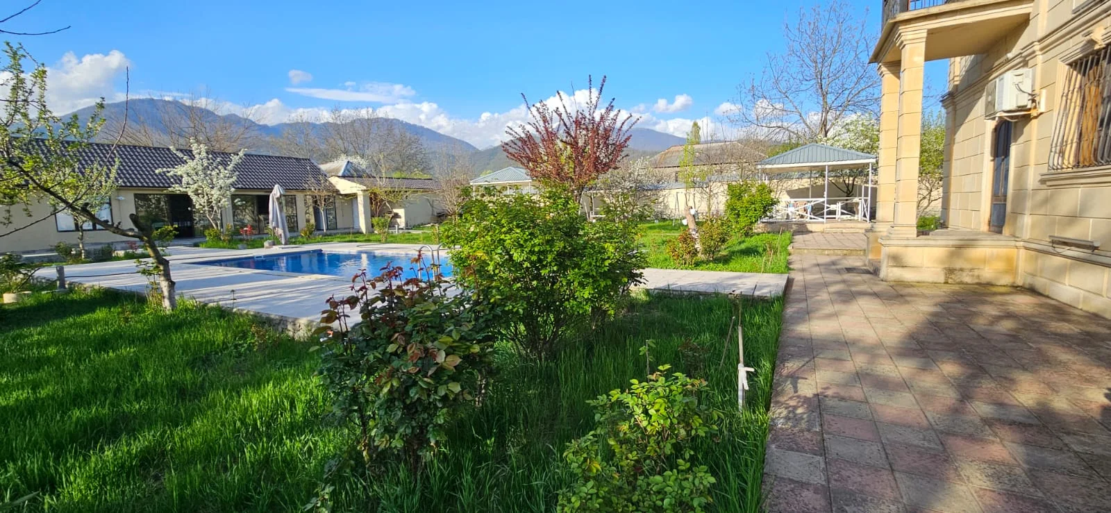 Satılır 12 otaqlı Həyət evi / Bağ evi 280 m² Qəbələ – şəkil 3