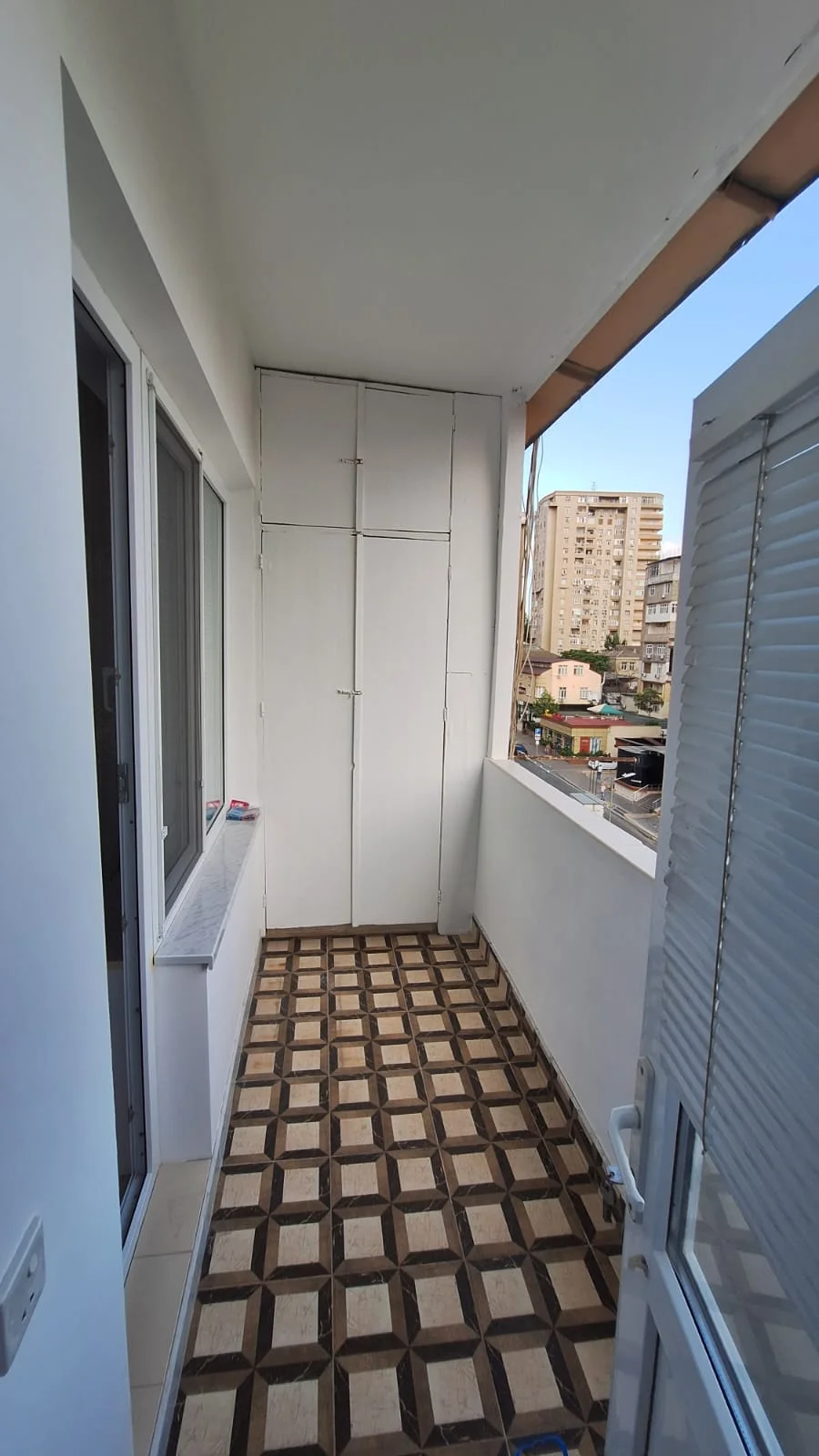 Kirayə 2 otaqlı Mənzil 60 m² Xətai r.
