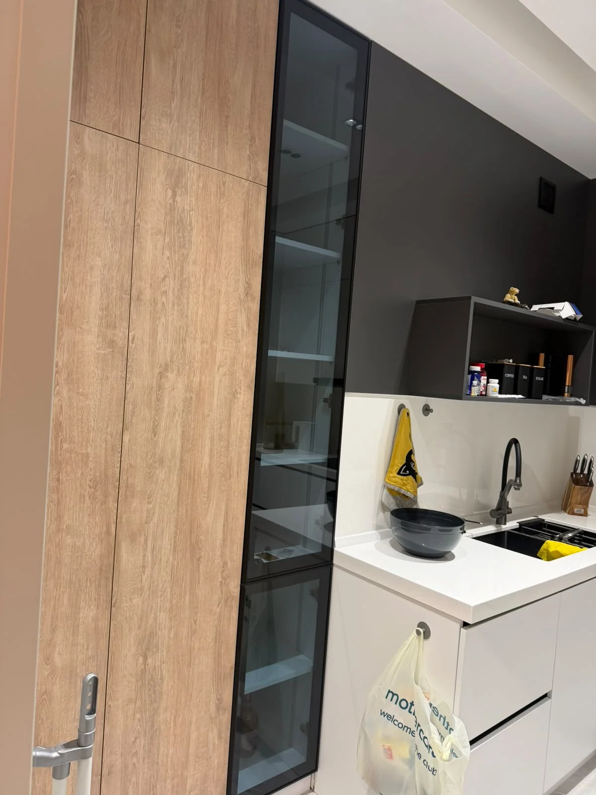 Kirayə 2 otaqlı Mənzil 75 m² Nərimanov r.
