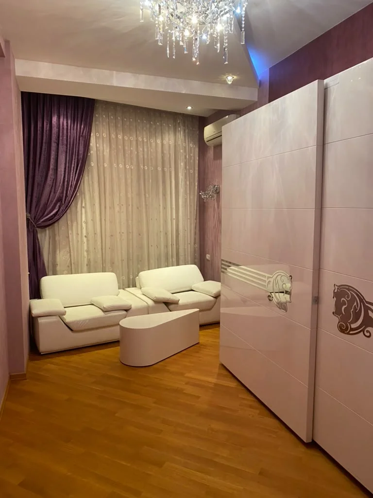 Kirayə 3 otaqlı Mənzil 120 m² Yasamal r. – şəkil 2