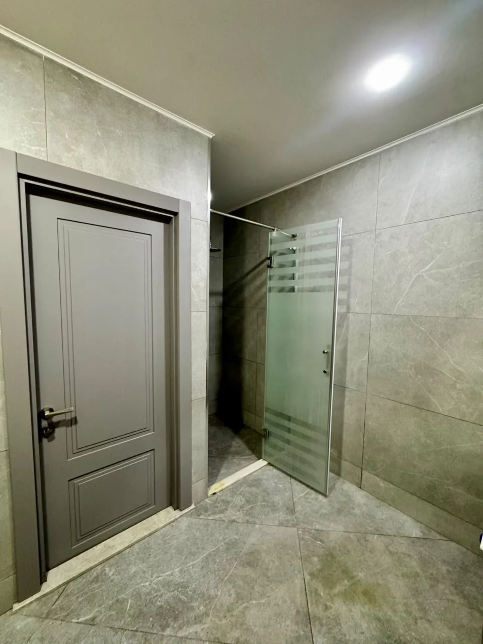 Kirayə 2 otaqlı Mənzil 68 m² Binəqədi r.