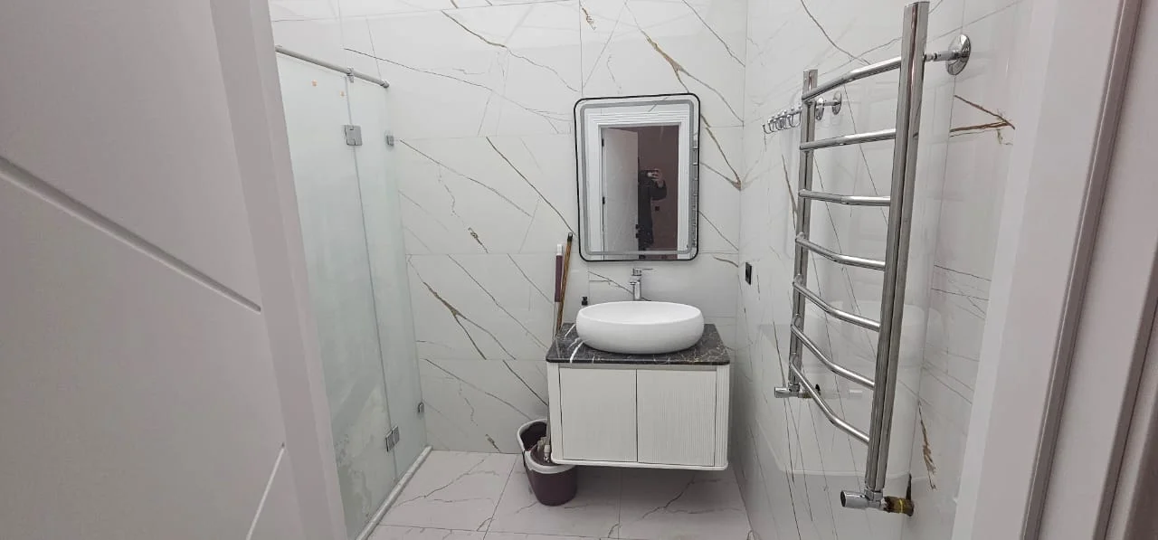 Kirayə 2 otaqlı Mənzil 65 m² Xətai r.