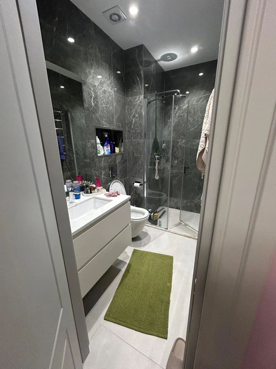 Kirayə 3 otaqlı Mənzil 76 m² Nərimanov r.