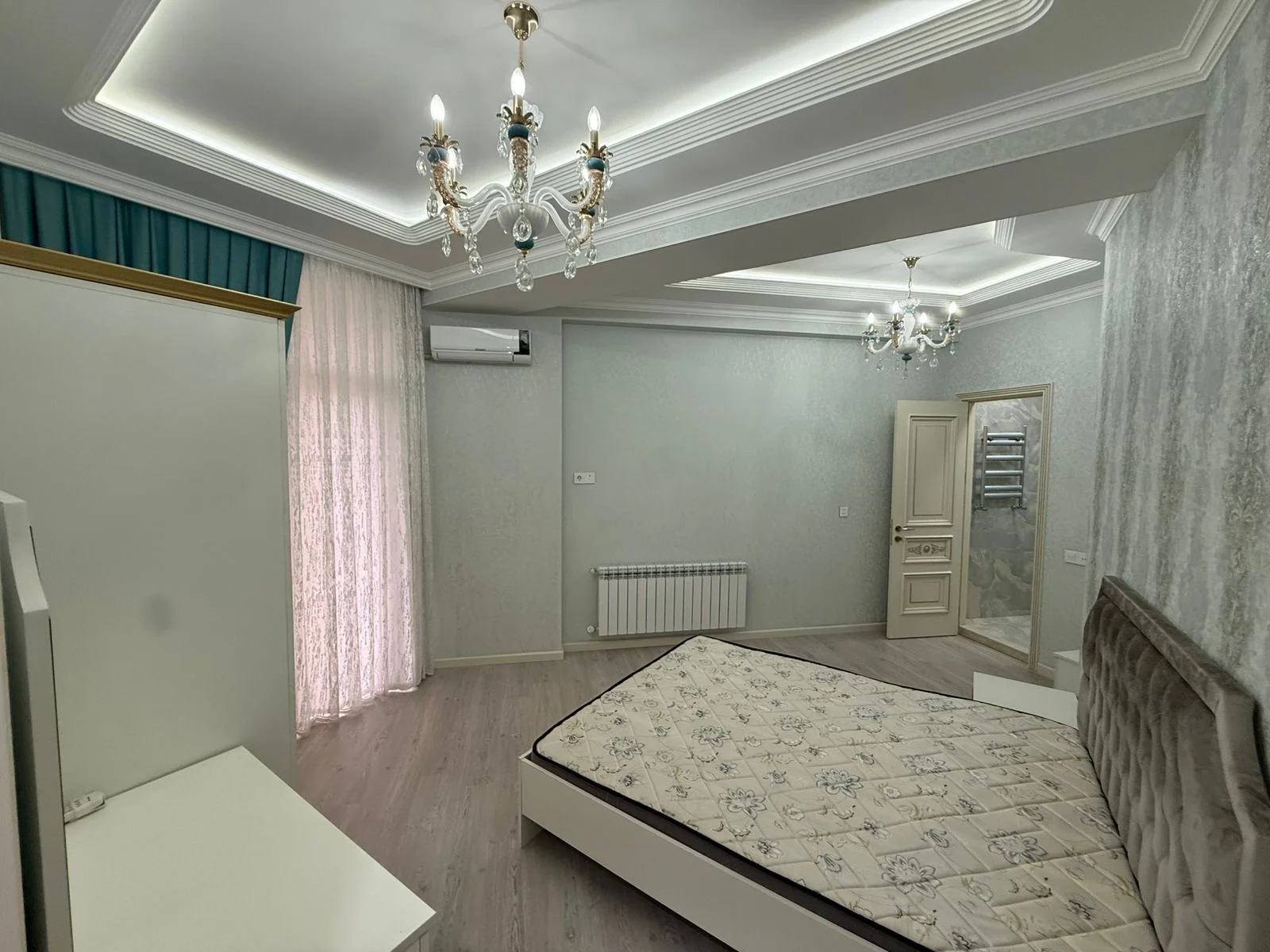 Kirayə 3 otaqlı Mənzil 120 m² Nərimanov r.