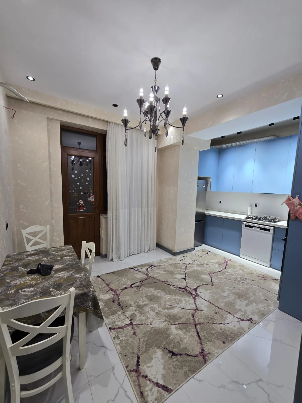 Kirayə 3 otaqlı Mənzil 105 m² Nərimanov r.