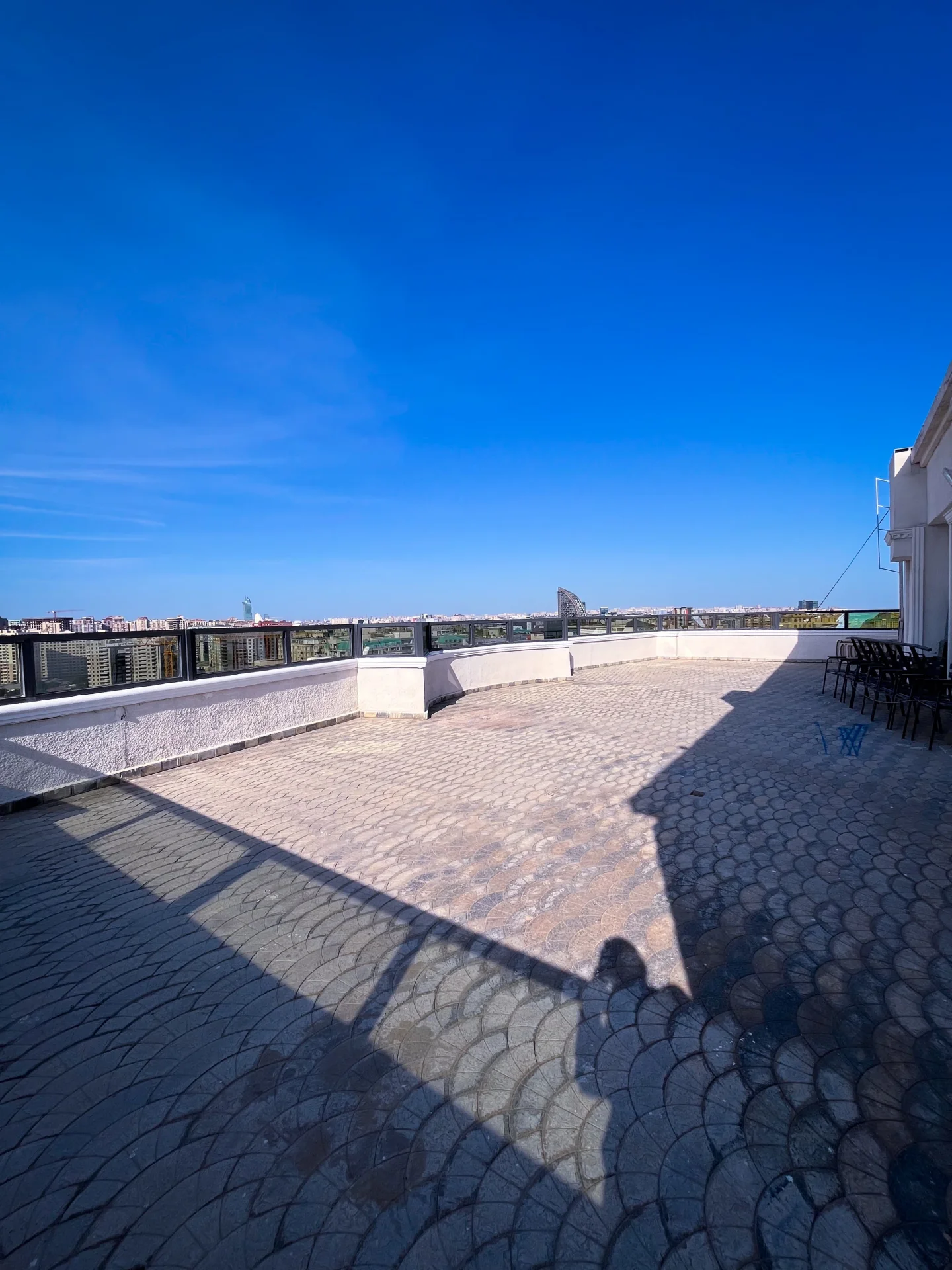 Kirayə 4 otaqlı Mənzil 350 m² Nəsimi r. 28 May m. – şəkil 18