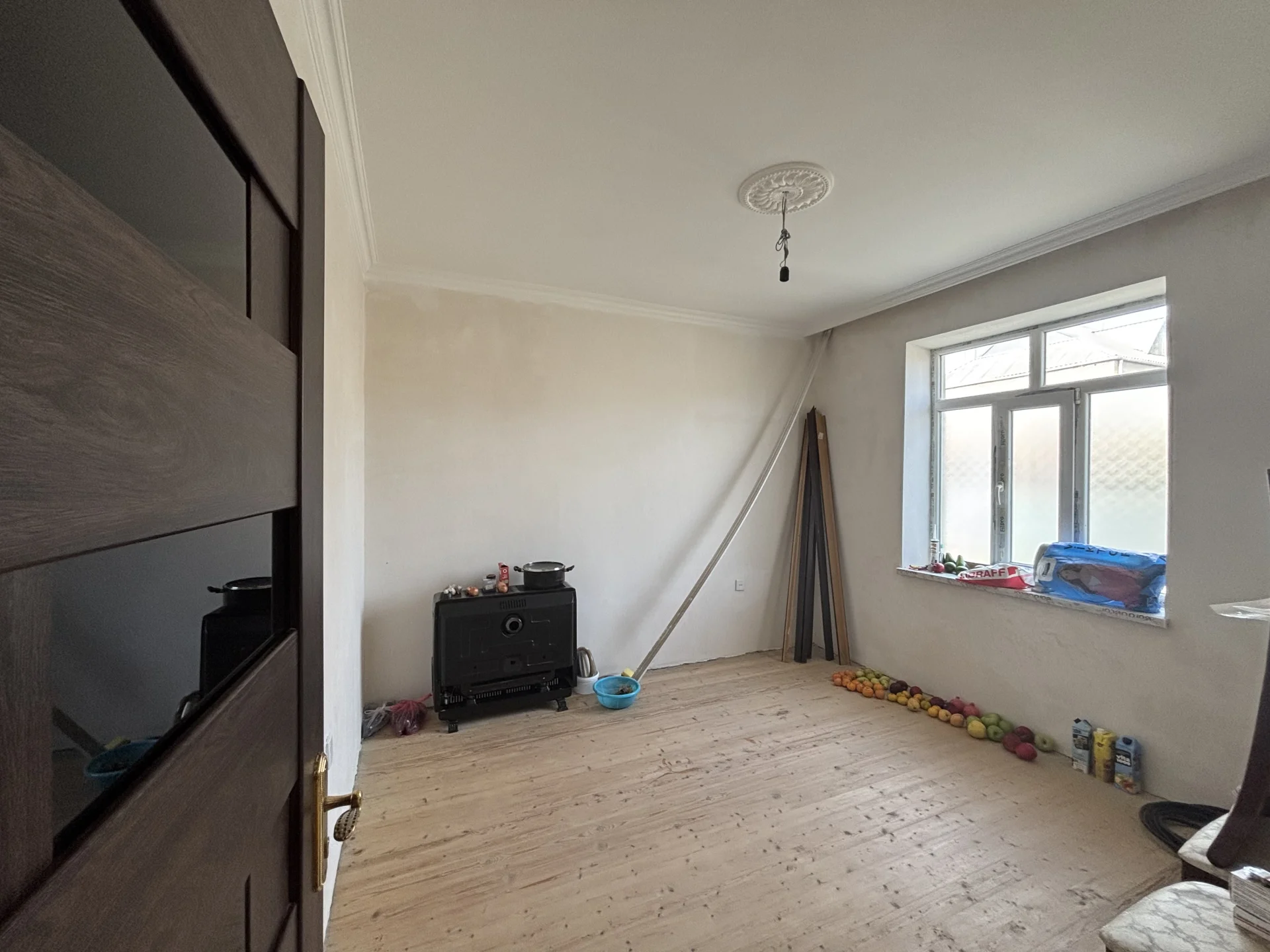 Satılır 6 otaqlı Həyət evi / Bağ evi 200 m² Abşeron r.