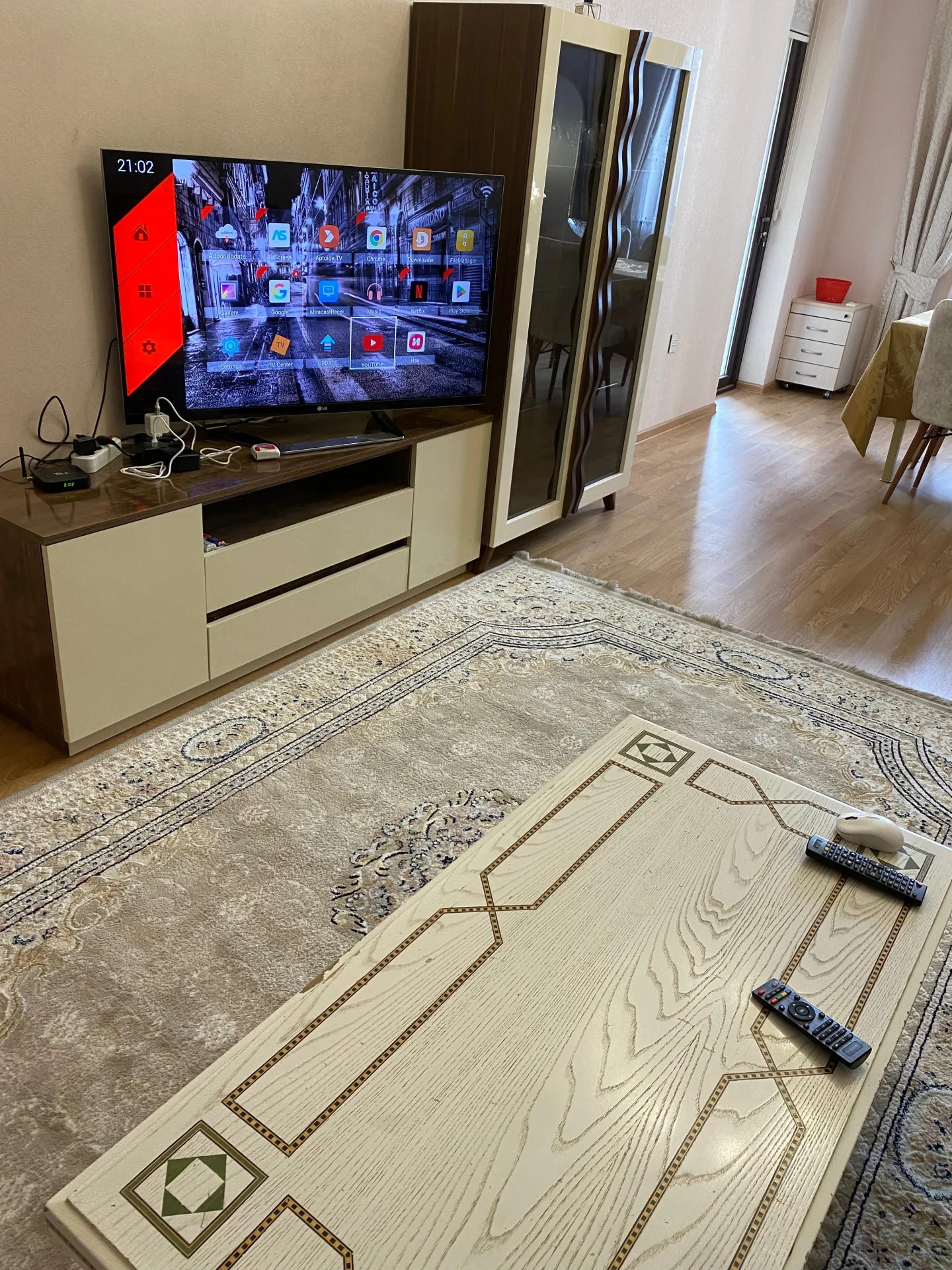 Kirayə 2 otaqlı Mənzil 100 m² Nərimanov r. – şəkil 2