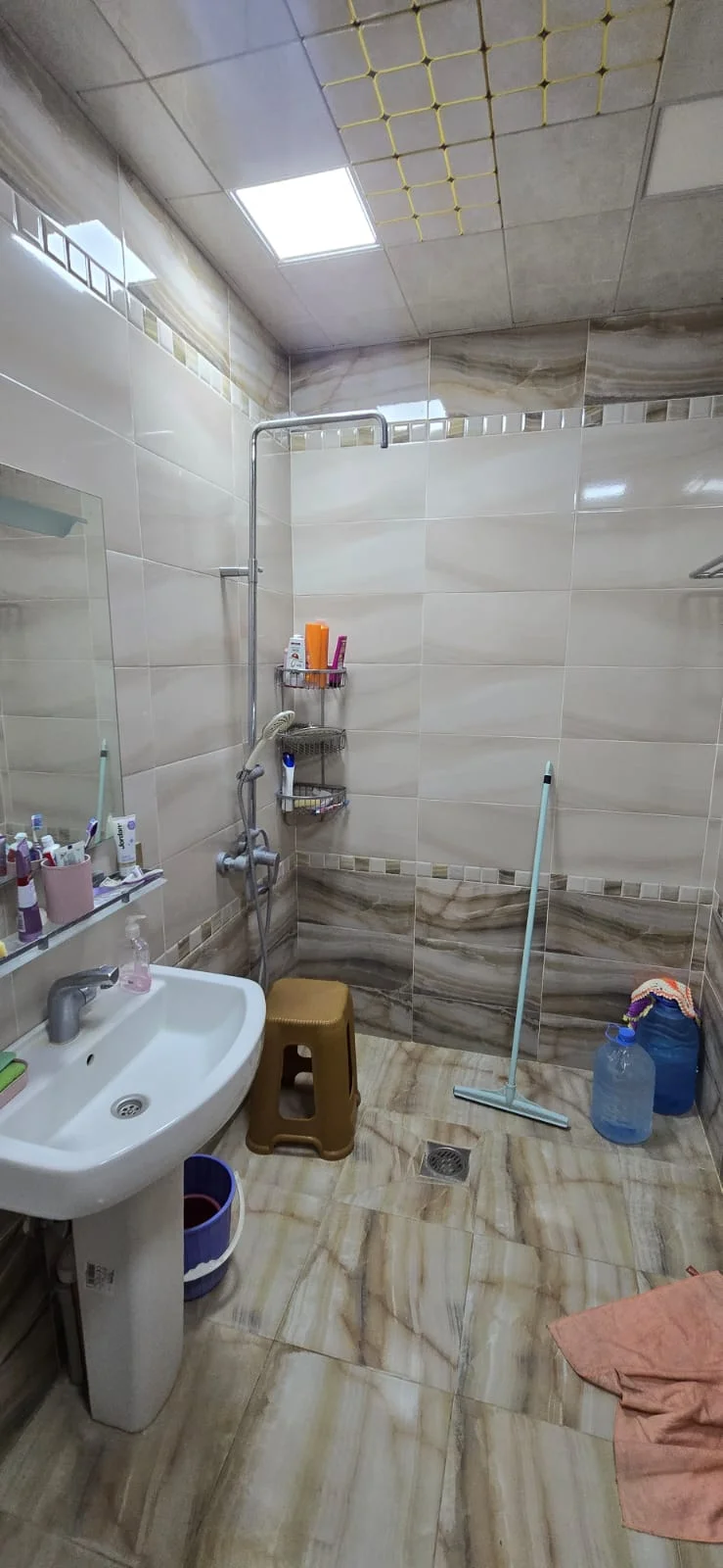 Kirayə 2 otaqlı Mənzil 95 m² Xətai r.