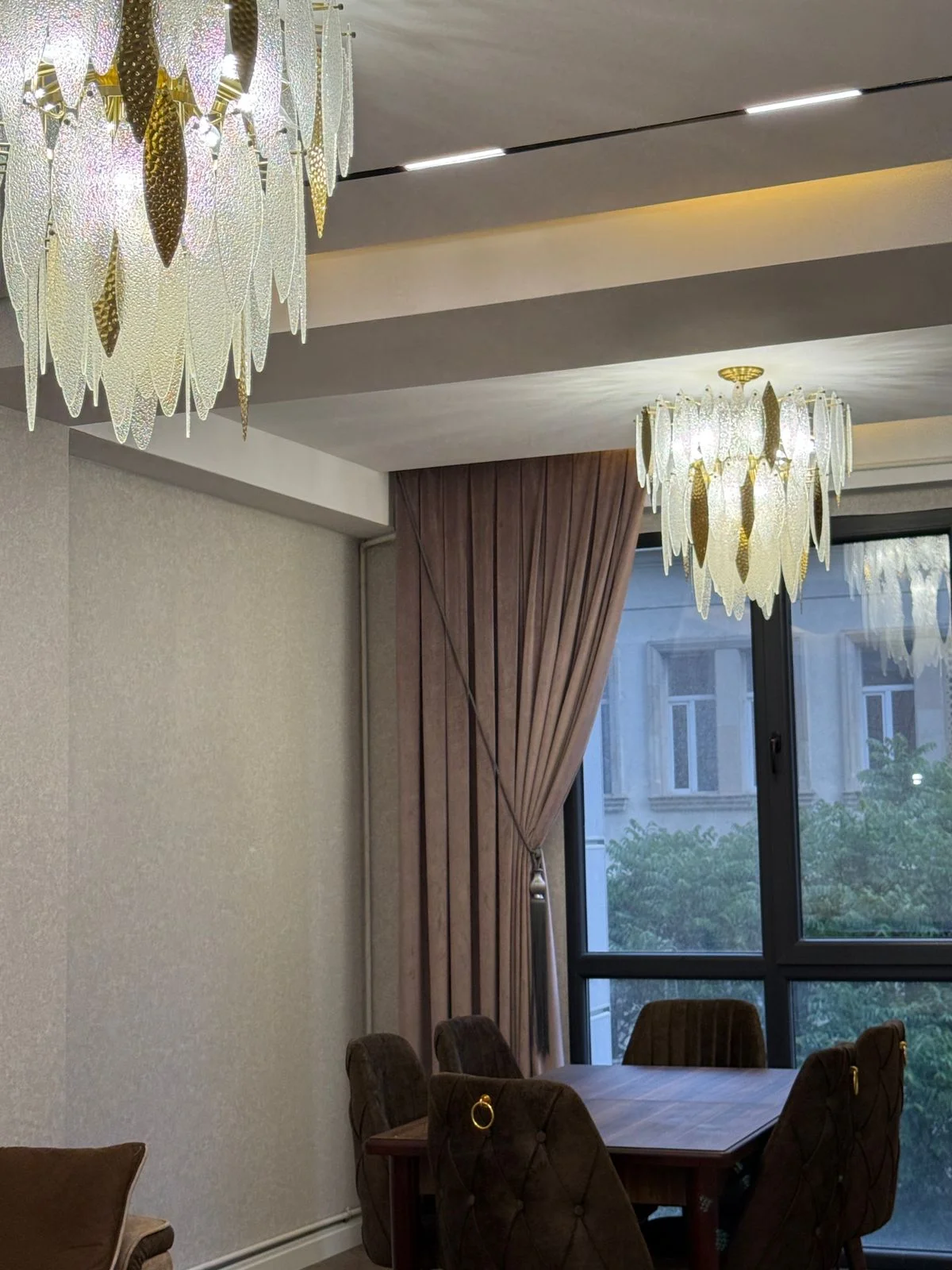 Kirayə 2 otaqlı Mənzil 85 m² Nəsimi r.
