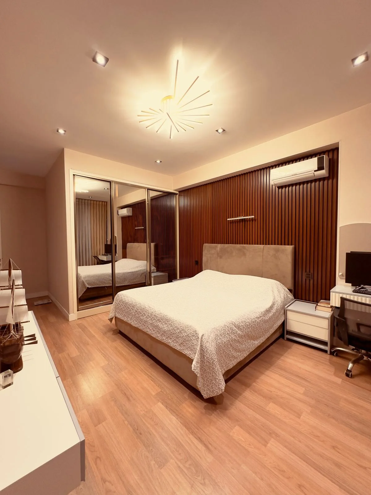 Satılır 3 otaqlı Mənzil 103 m² Yasamal r.