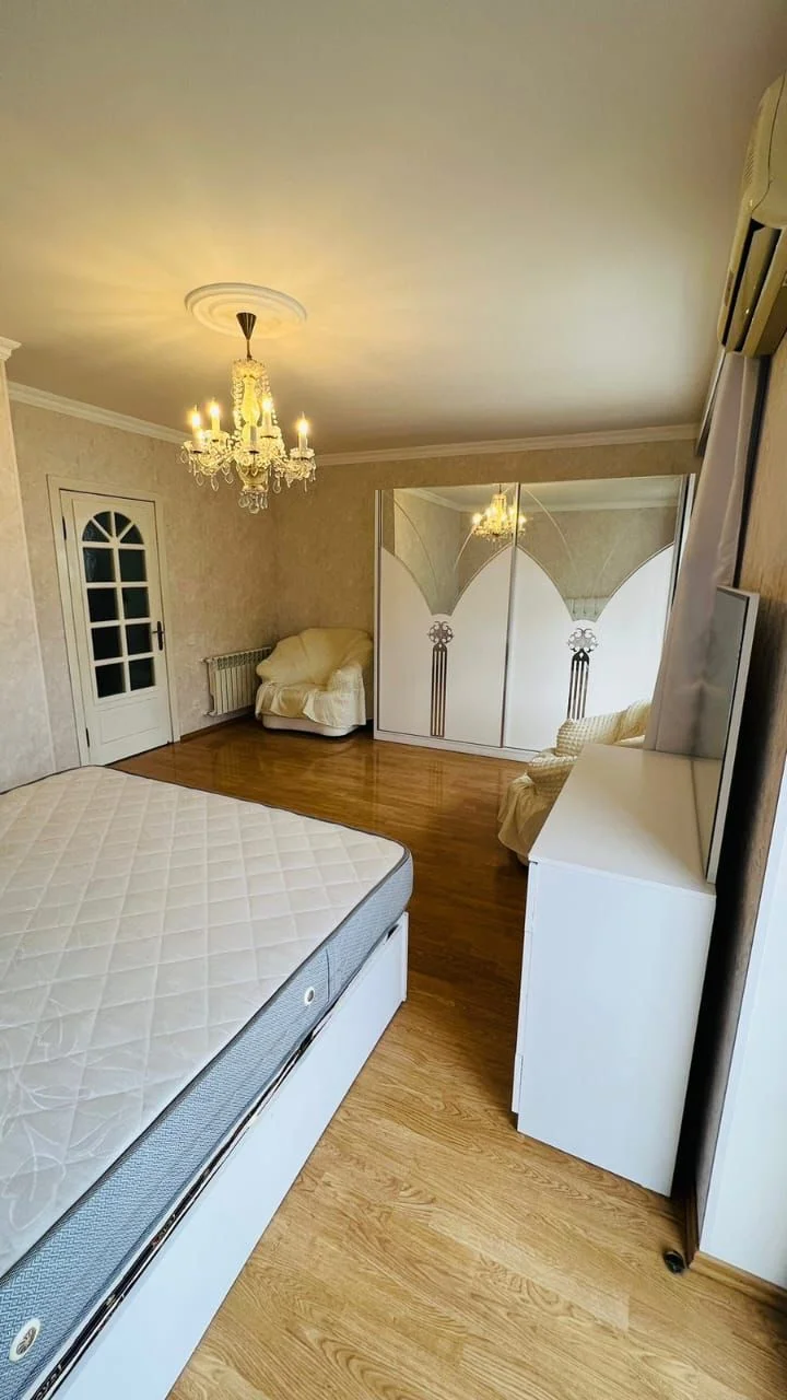 Kirayə 2 otaqlı Mənzil 52 m² Səbail r.